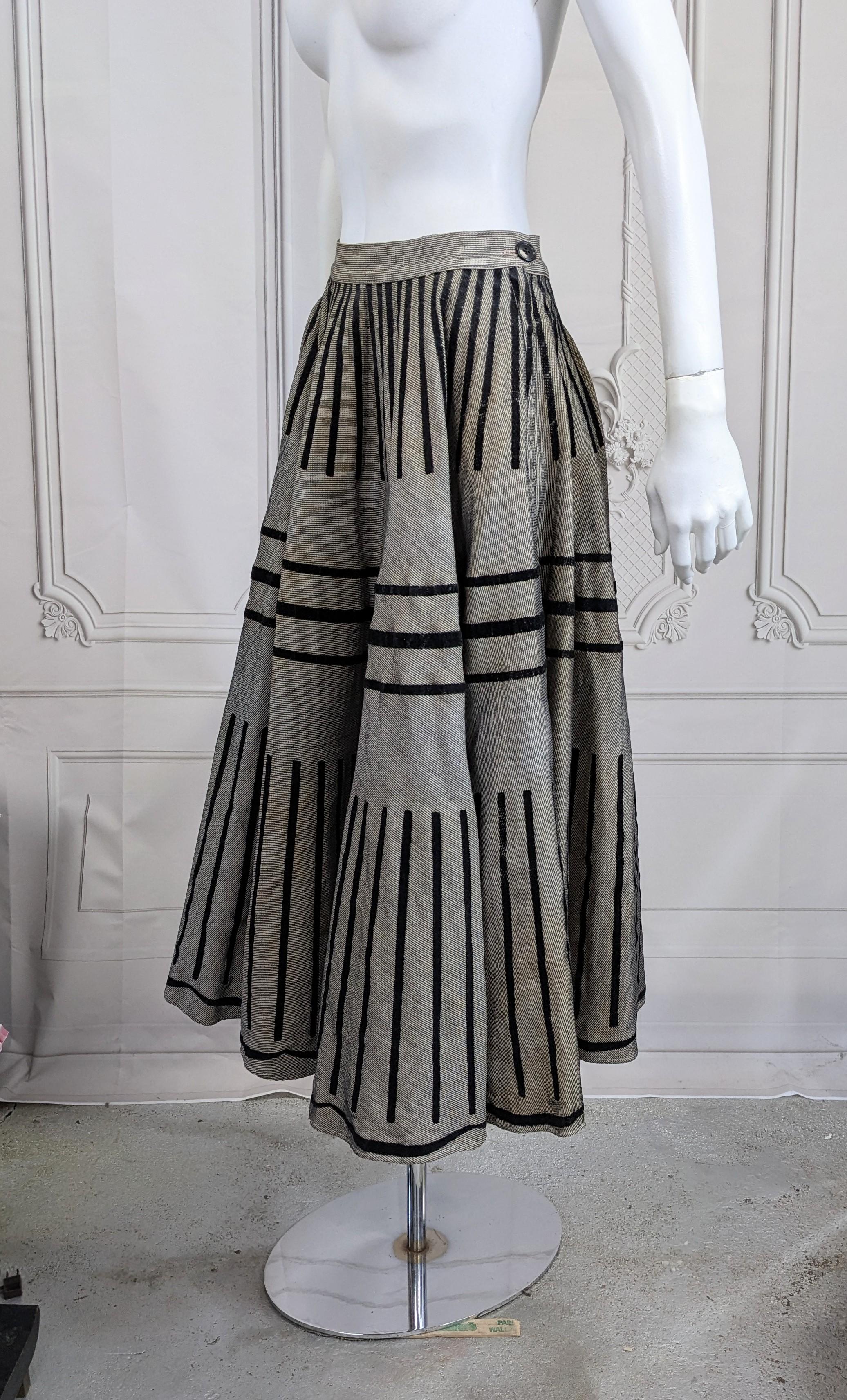 Falda circular de terciopelo flocado de los años 50 en Bueno estado para la venta en New York, NY