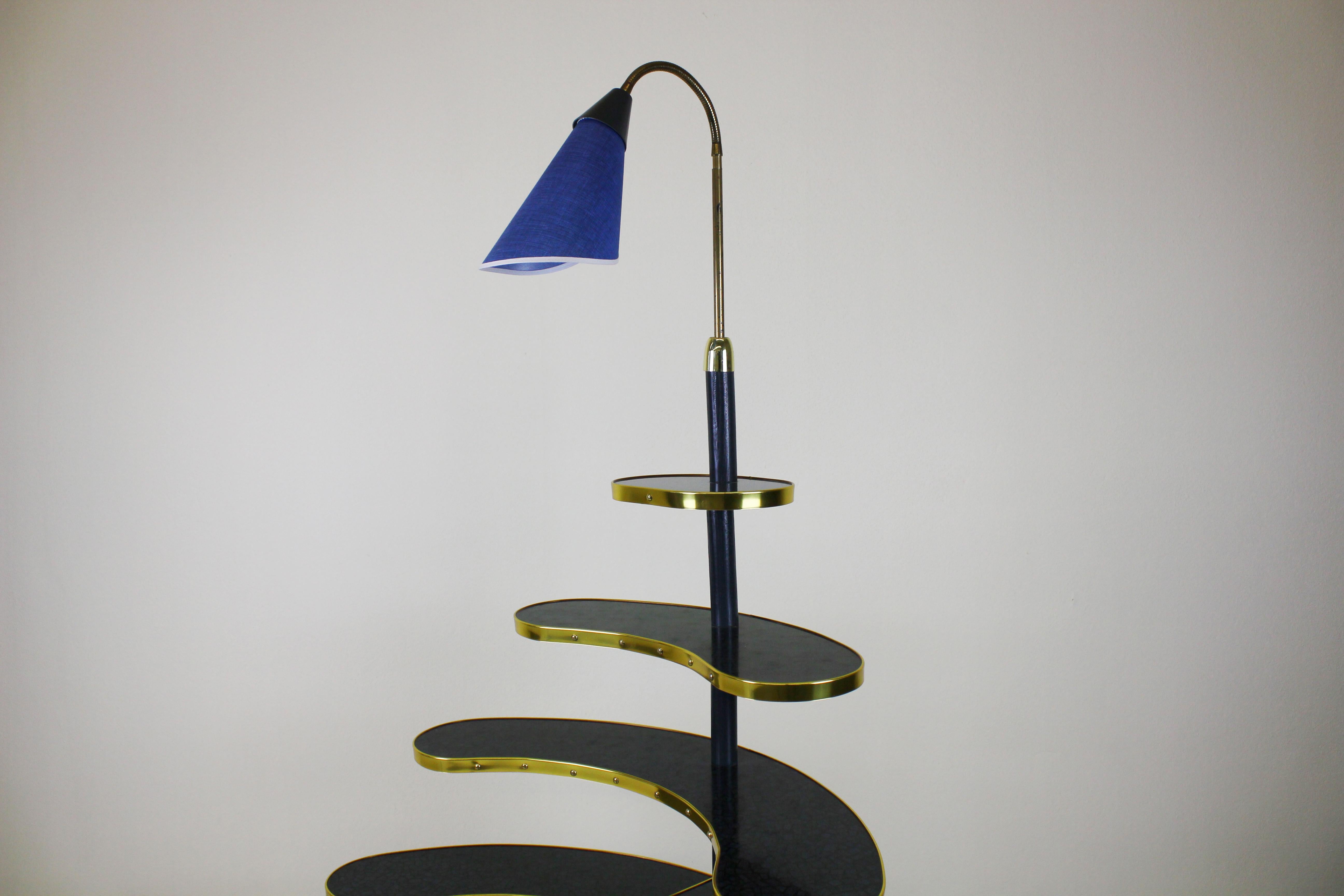Mid-20th Century 1950s floor lamp and flower holder For Sale