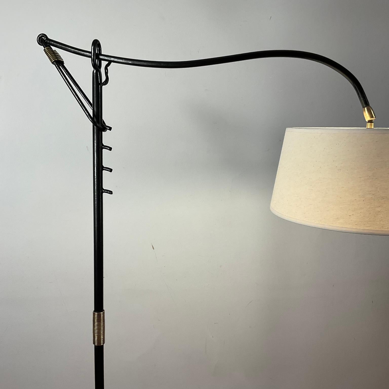 1950s Floor Lamp Attributed to Jacques Adnet with a Crémallière system For Sale 3