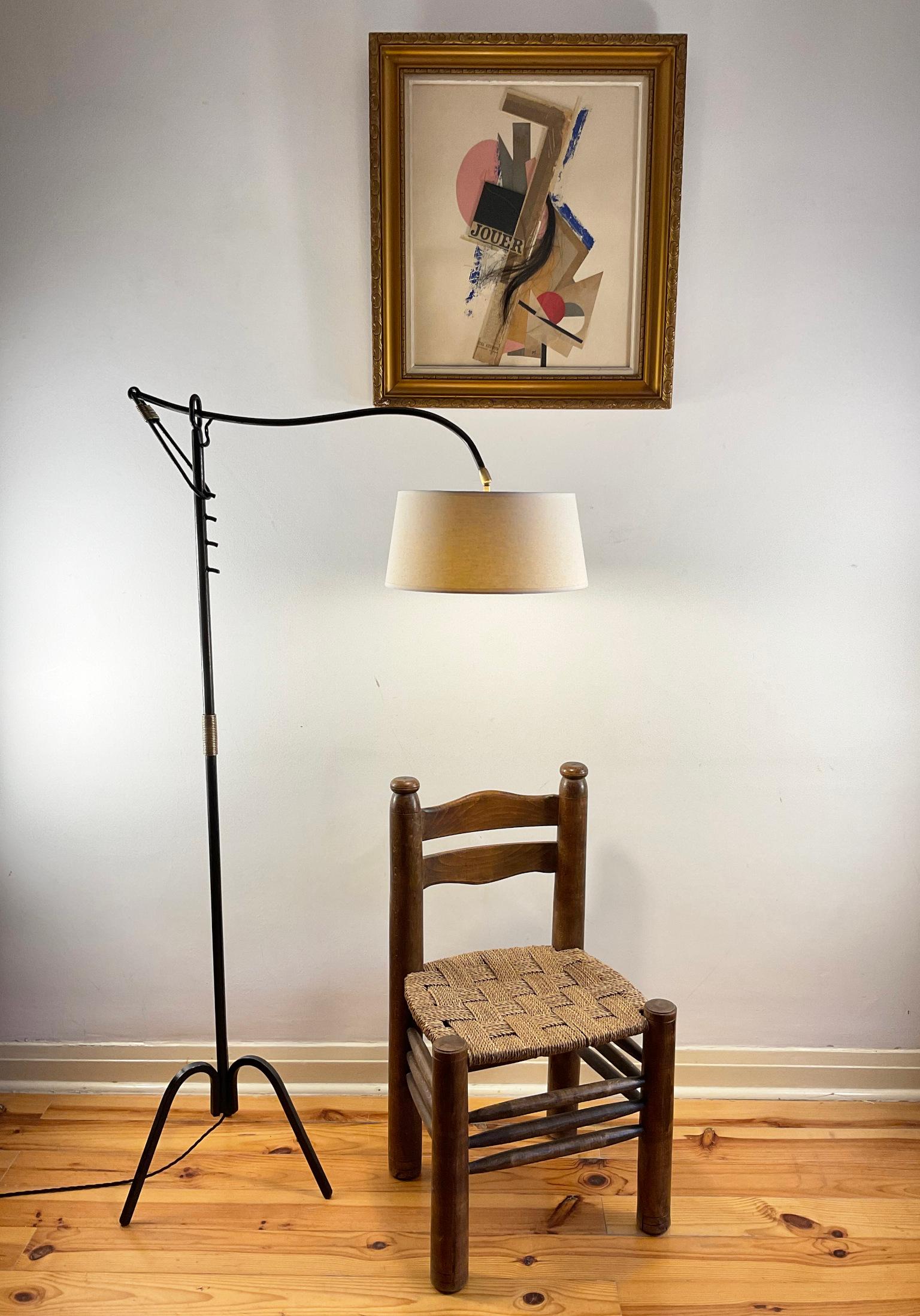 1950s Floor Lamp Attributed to Jacques Adnet with a Crémallière system For Sale 4