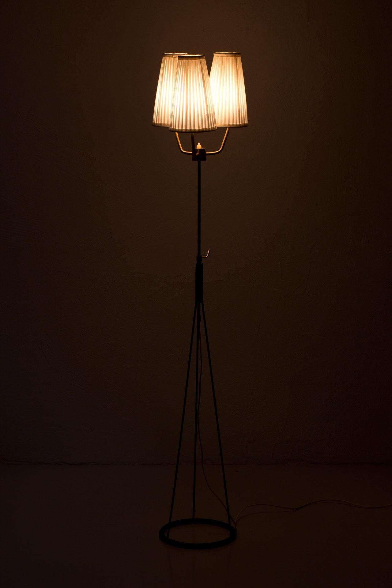 1950s Floor Lamp by Eje Ahlgren for AB Luco, Sweden For Sale 2