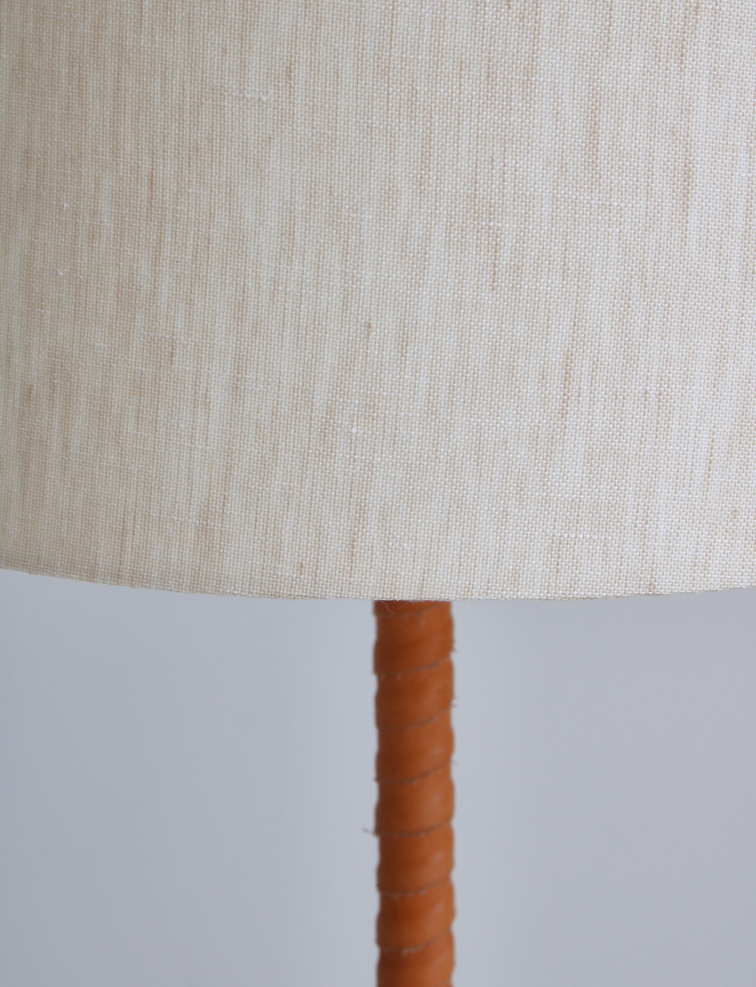 Finnish 1950s Floor Lamp by Lisa Johansson-Pape in Brass and Leather for ORNO, Finland