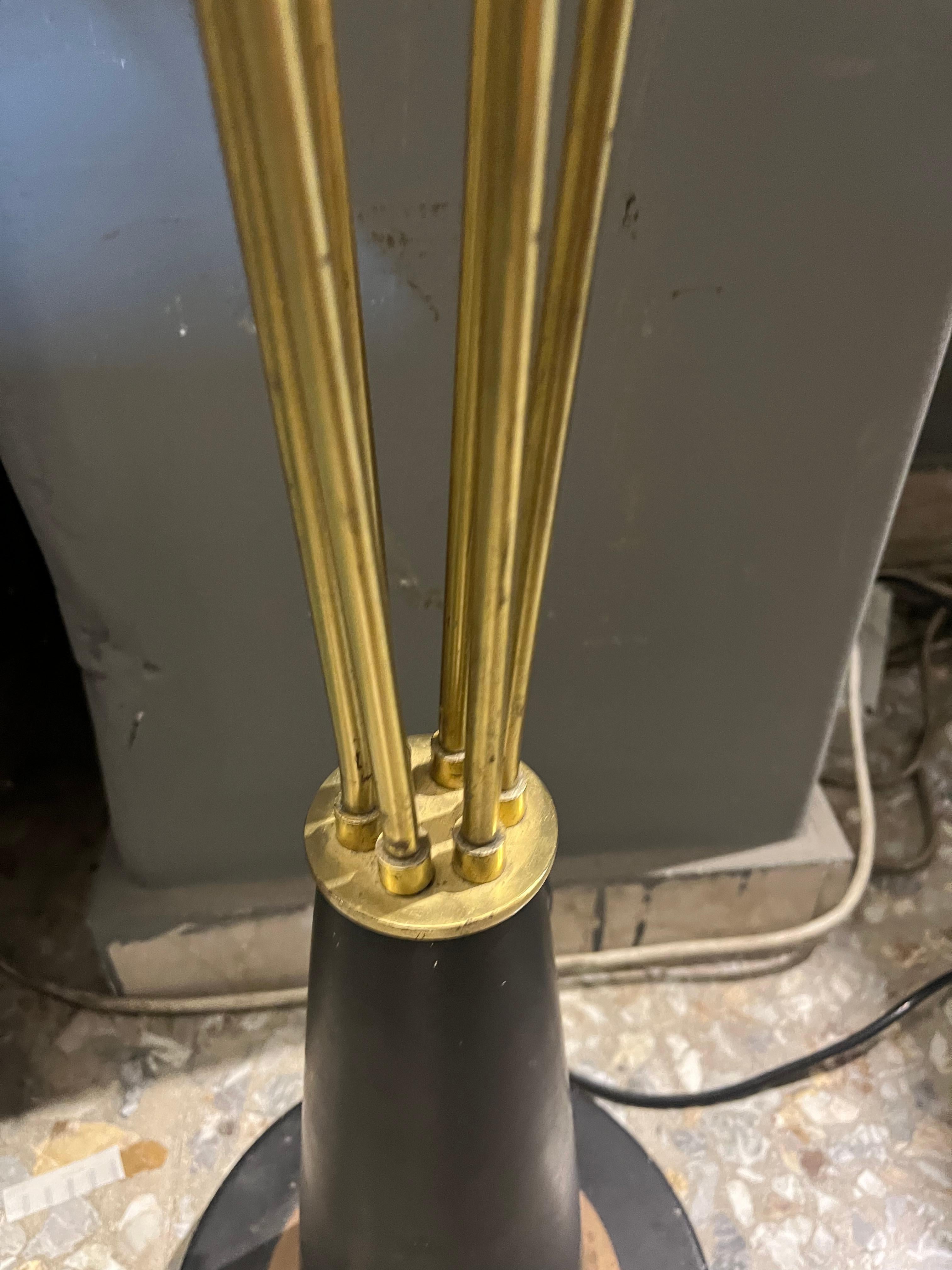 Brass 1950s floor lamp by Stilnovo For Sale