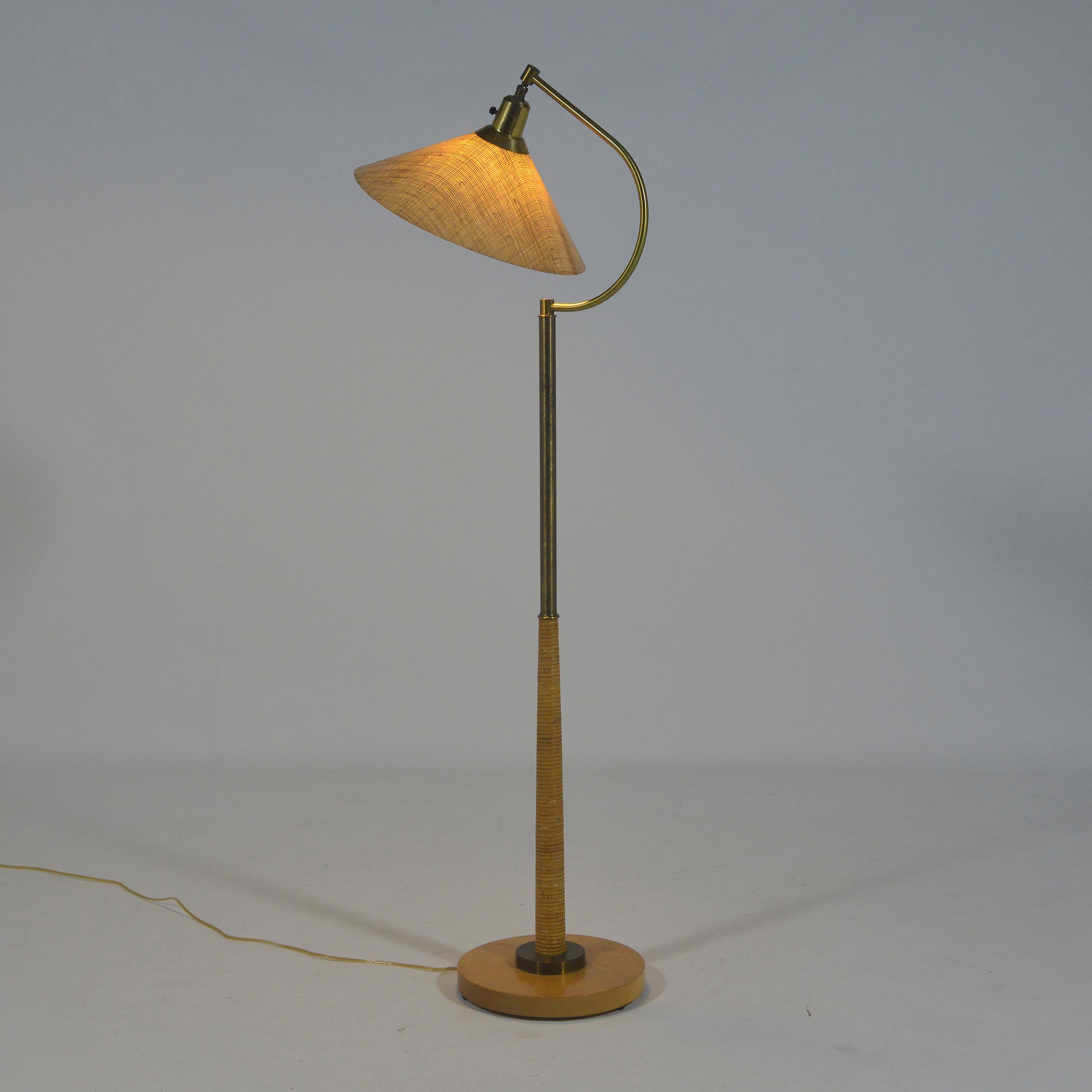 Mid-Century Modern 1950s Floor Lamp in Brass and Cane