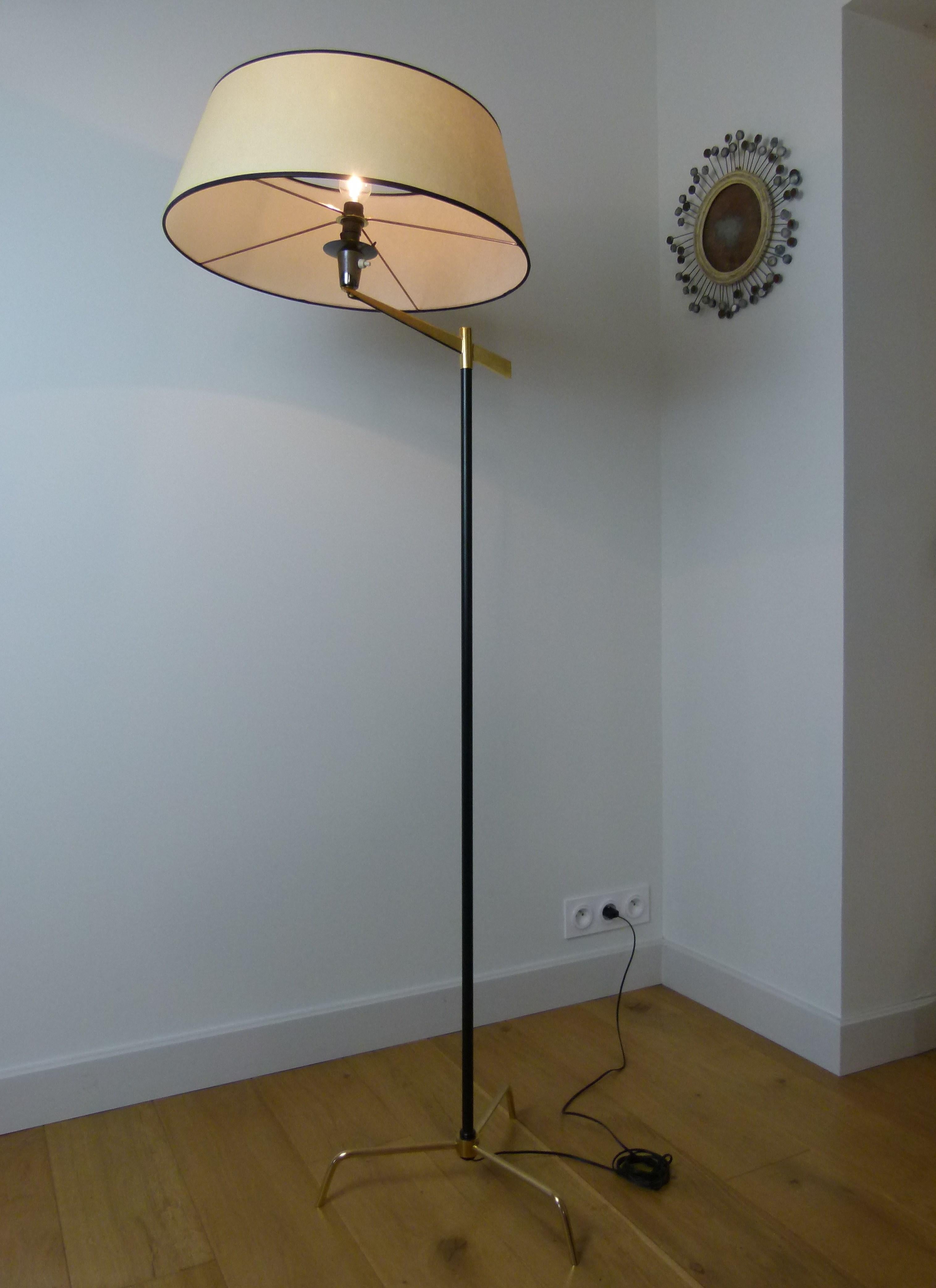 French 1950s Floor Lamp in Brass and Lacquered Metal from Maison Arlus