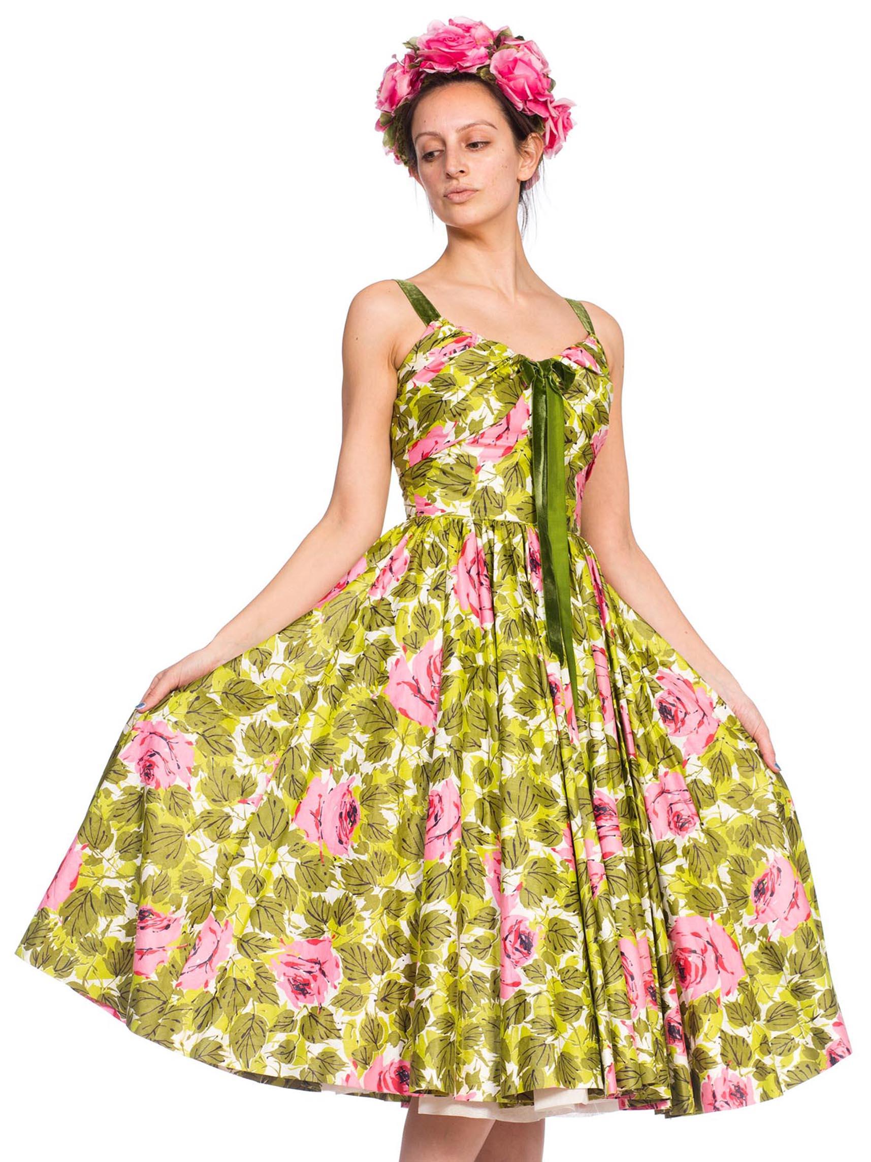 Women's 1950S Floral Cotton Sateen Rose Printed Circle Skirt Dress With Silk Flower Hat