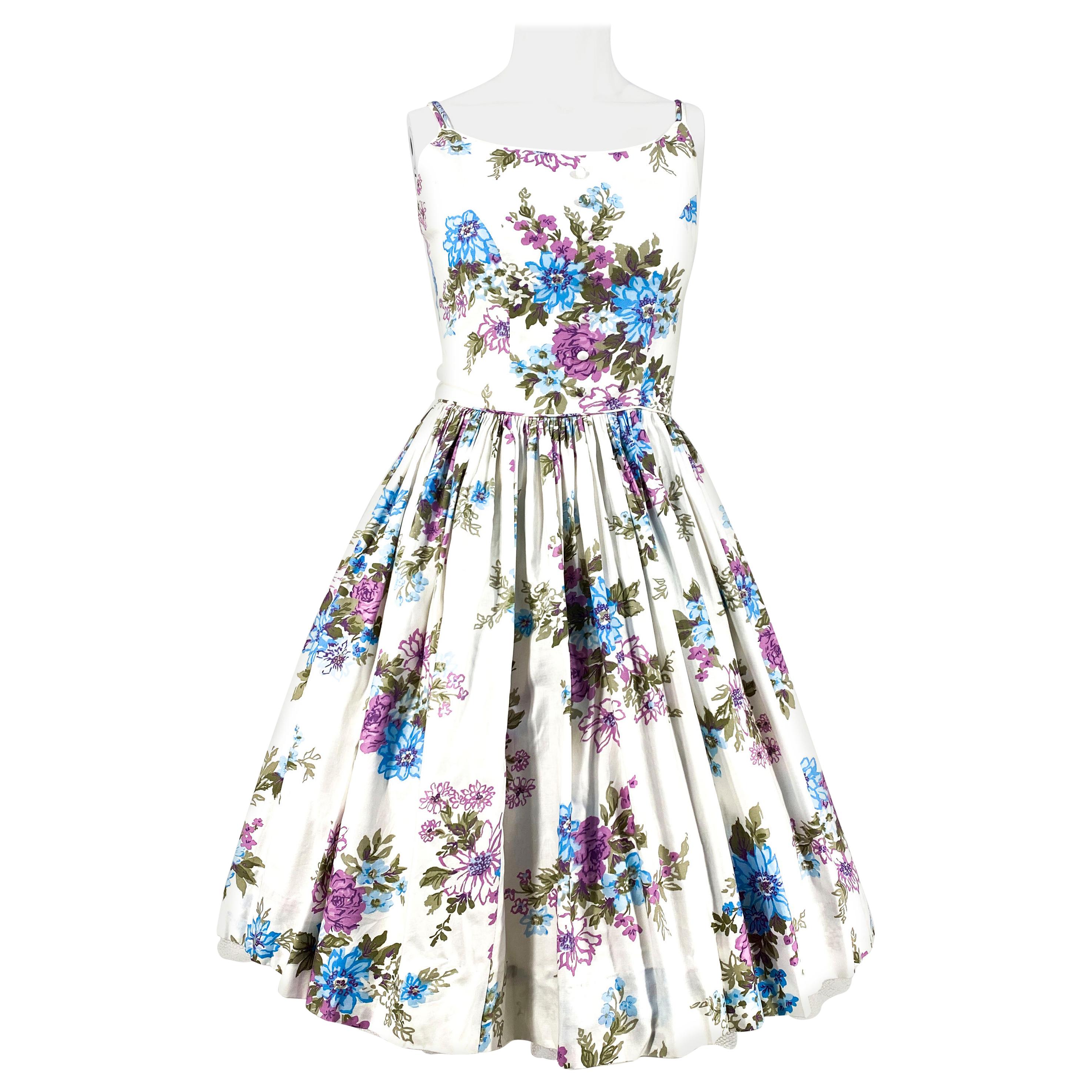 1950s Floral Printed Cotton Day Dress For Sale