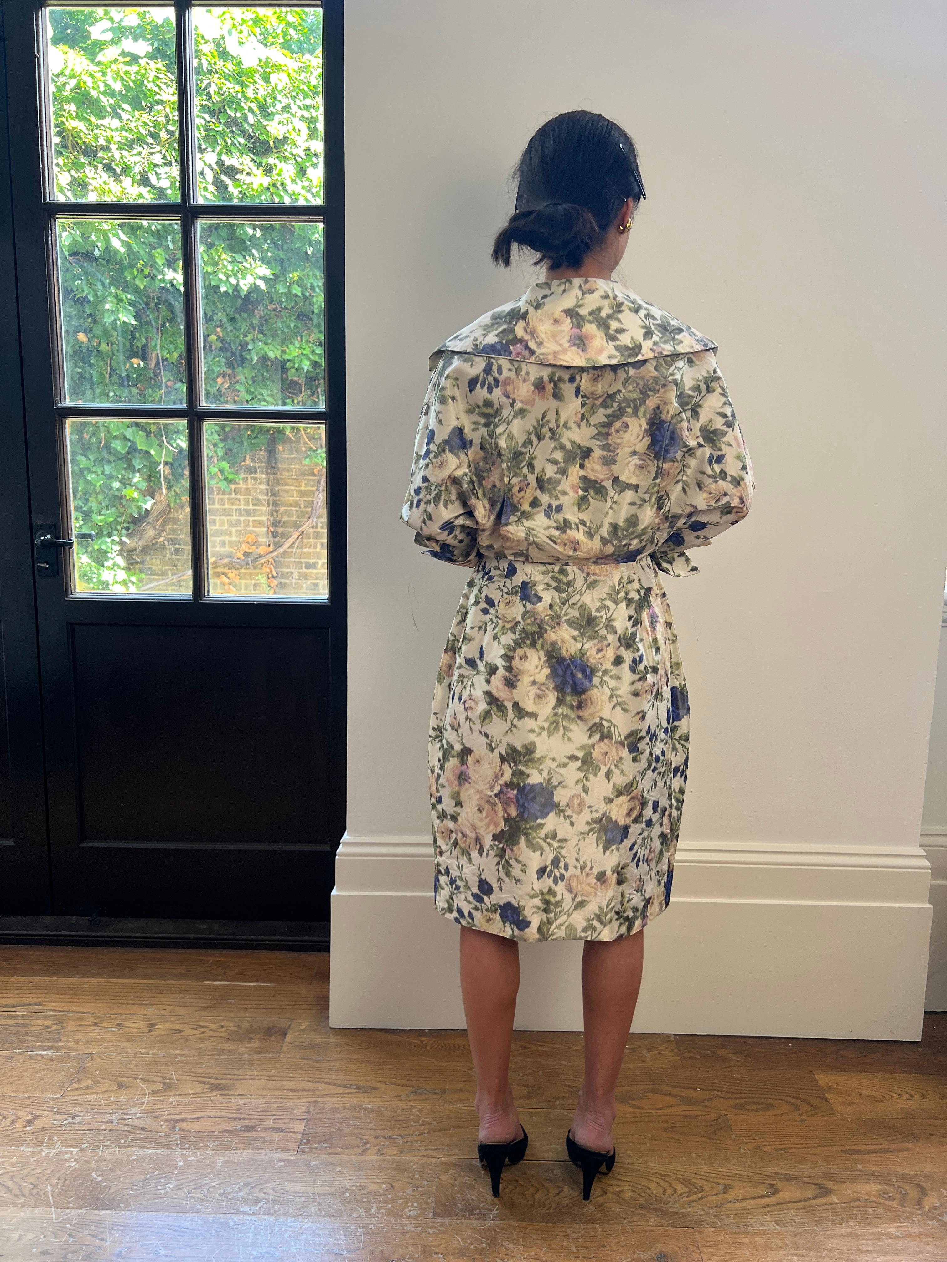 Women's 1950s Floral Taffeta Silk French Couture New Look Style Dress For Sale