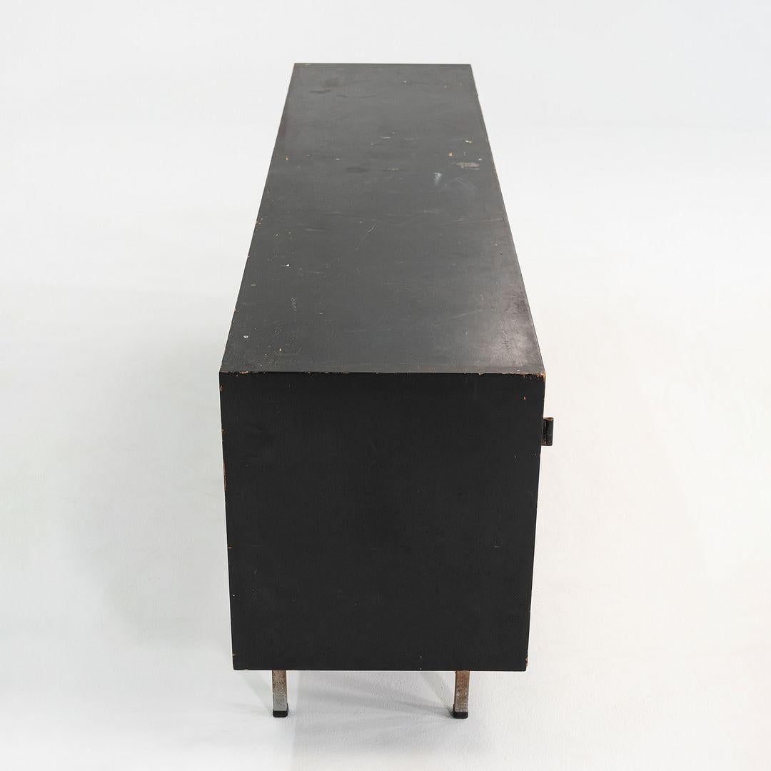1950s Florence Knoll Credenza in Black with Original Leather Pulls Model 541 For Sale 1