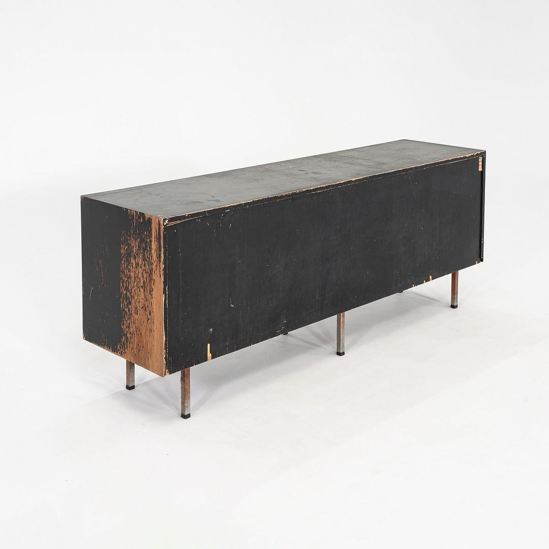 1950s Florence Knoll Credenza in Black with Original Leather Pulls Model 541 For Sale 2