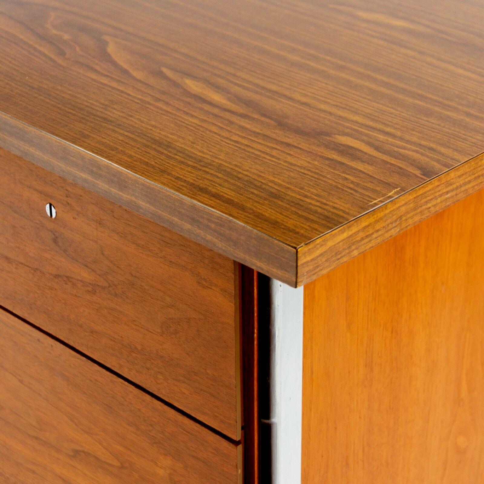 1950s Florence Knoll Double Pedestal Walnut Chrome and Laminate Executive Desk For Sale 2
