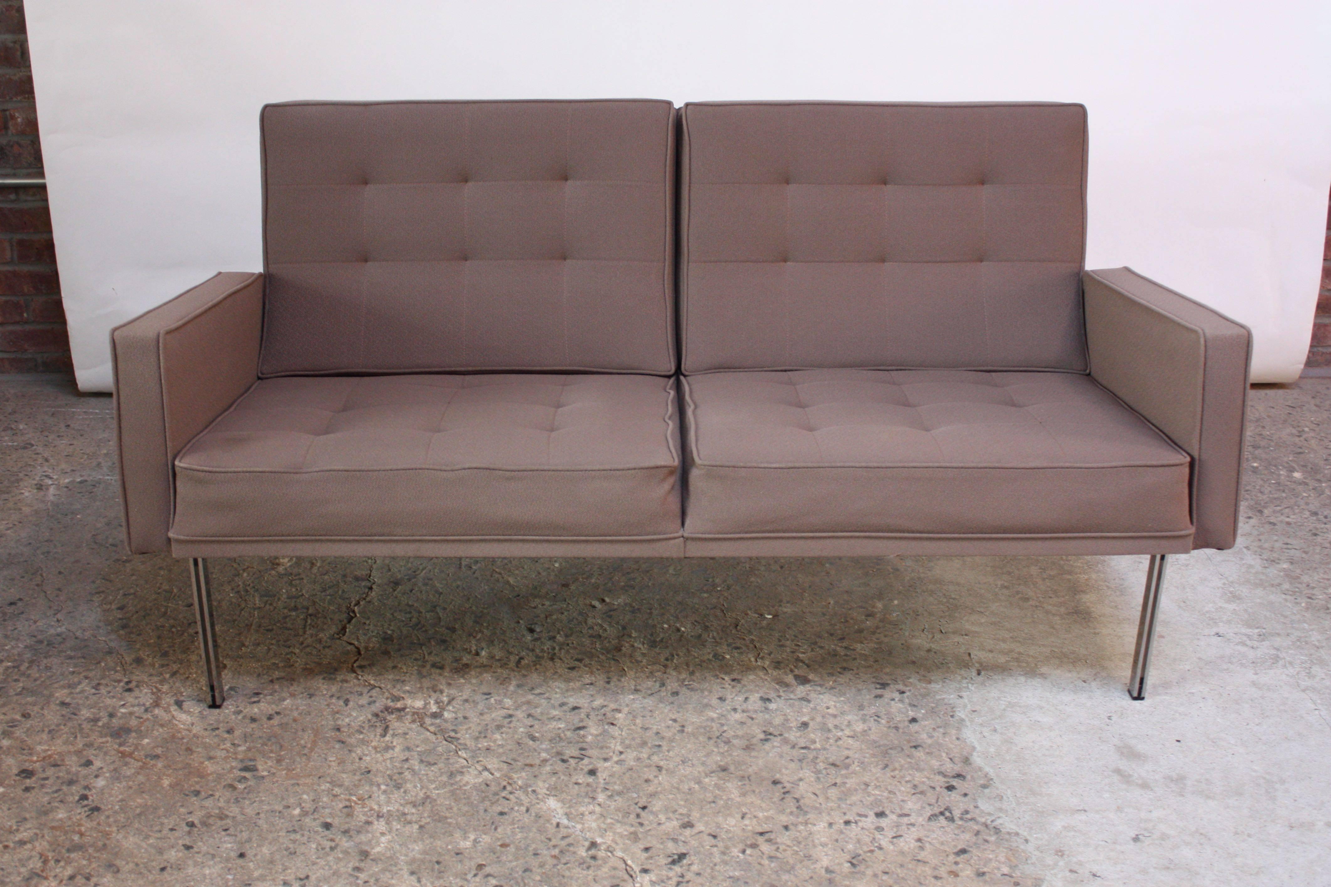 American 1950s Florence Knoll 'Parallel Bar' Settee
