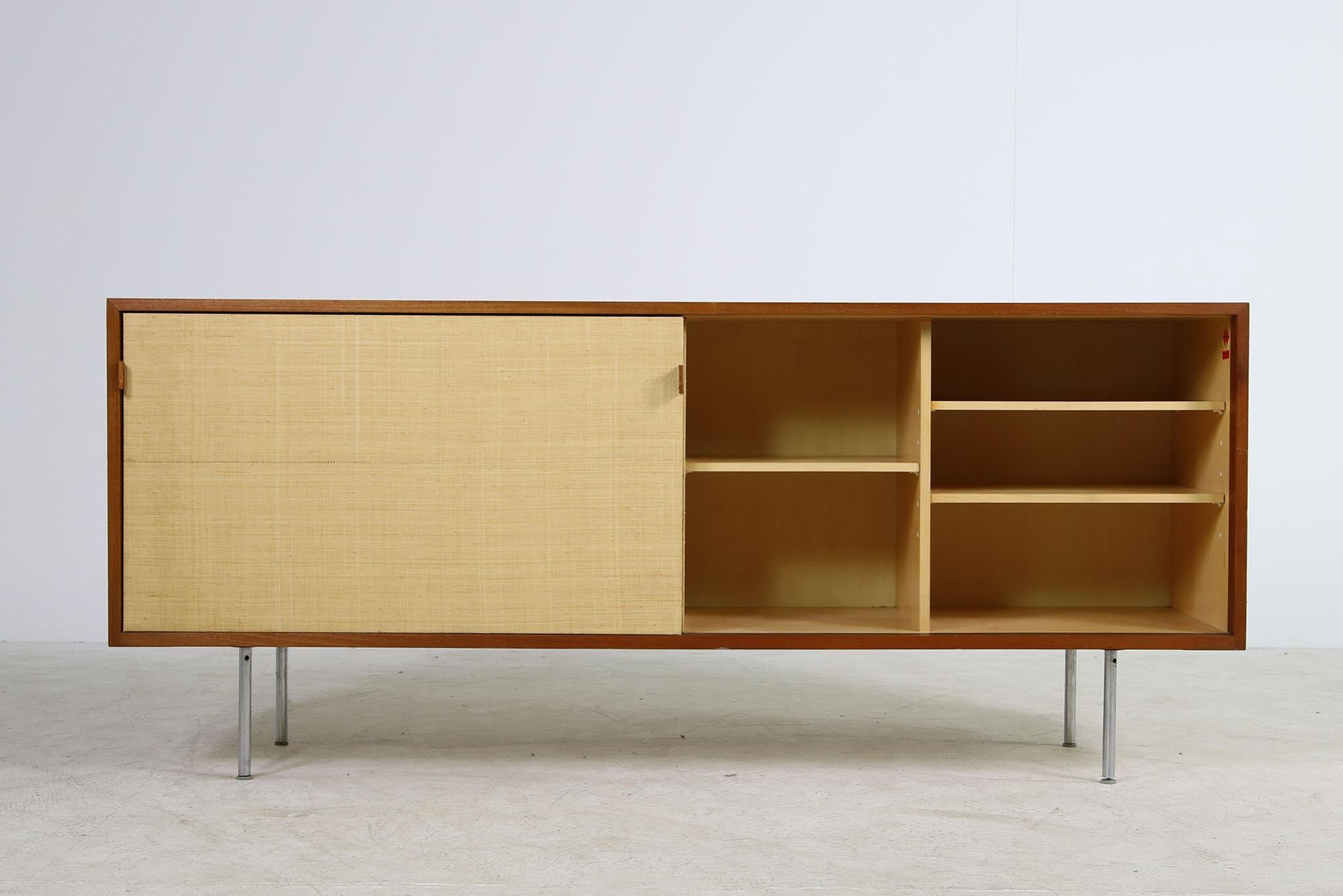 1950s Florence Knoll Seagrass Sideboard Credenza Mod. 116 Knoll International In Good Condition In Hamminkeln, DE