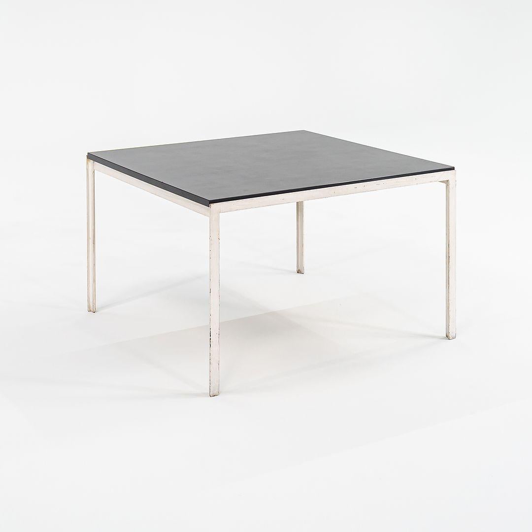 Florence Knoll T Angle Couchtisch / Beistelltisch mit Laminatplatte, 1950er Jahre im Angebot 3