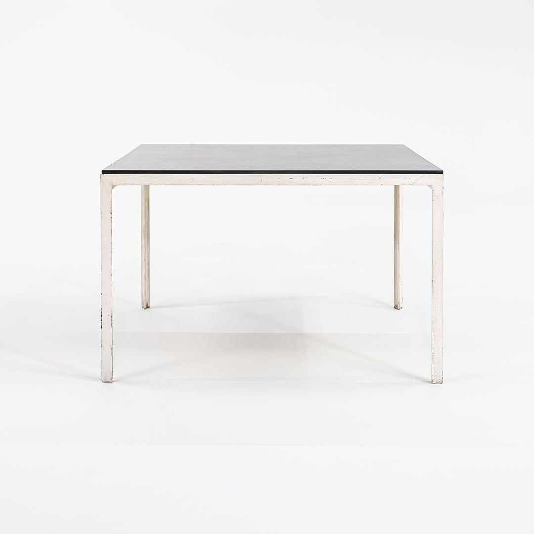 Florence Knoll T Angle Couchtisch / Beistelltisch mit Laminatplatte, 1950er Jahre im Angebot 2