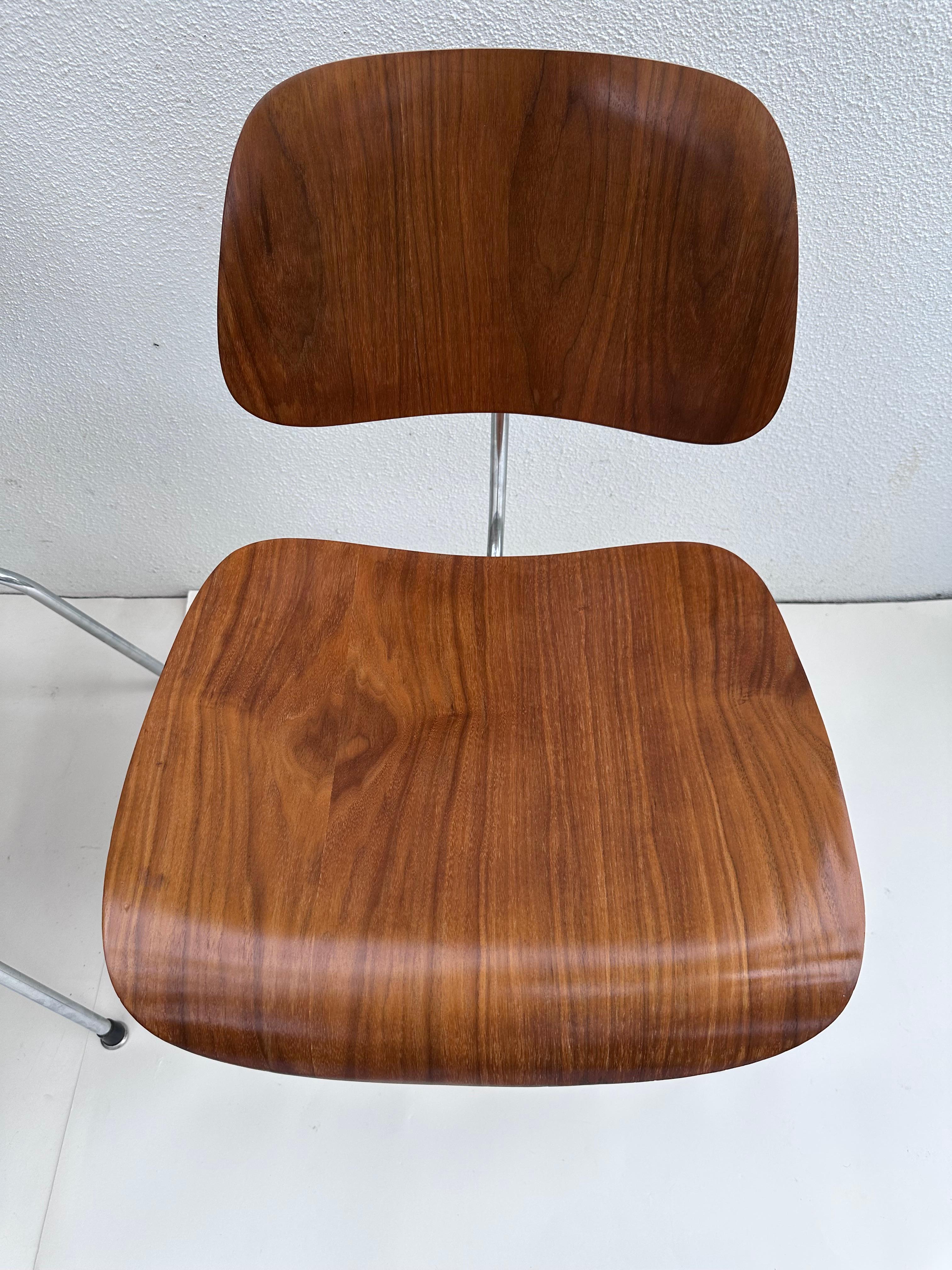 1950s Foil Label Charles Eames for Herman Miller DCM Chairs set of 4 For Sale 1