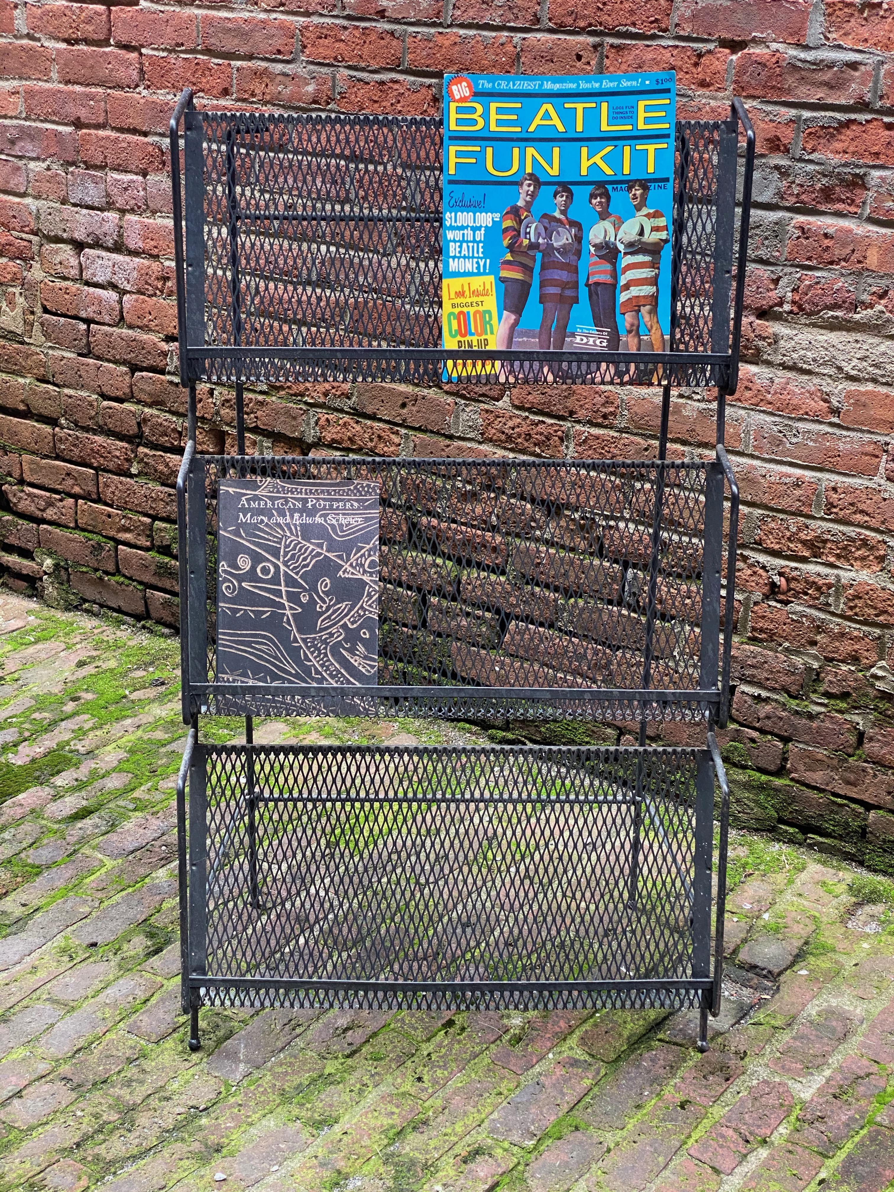 1950s Folding Iron Magazine/Book Stand In Good Condition In Garnerville, NY