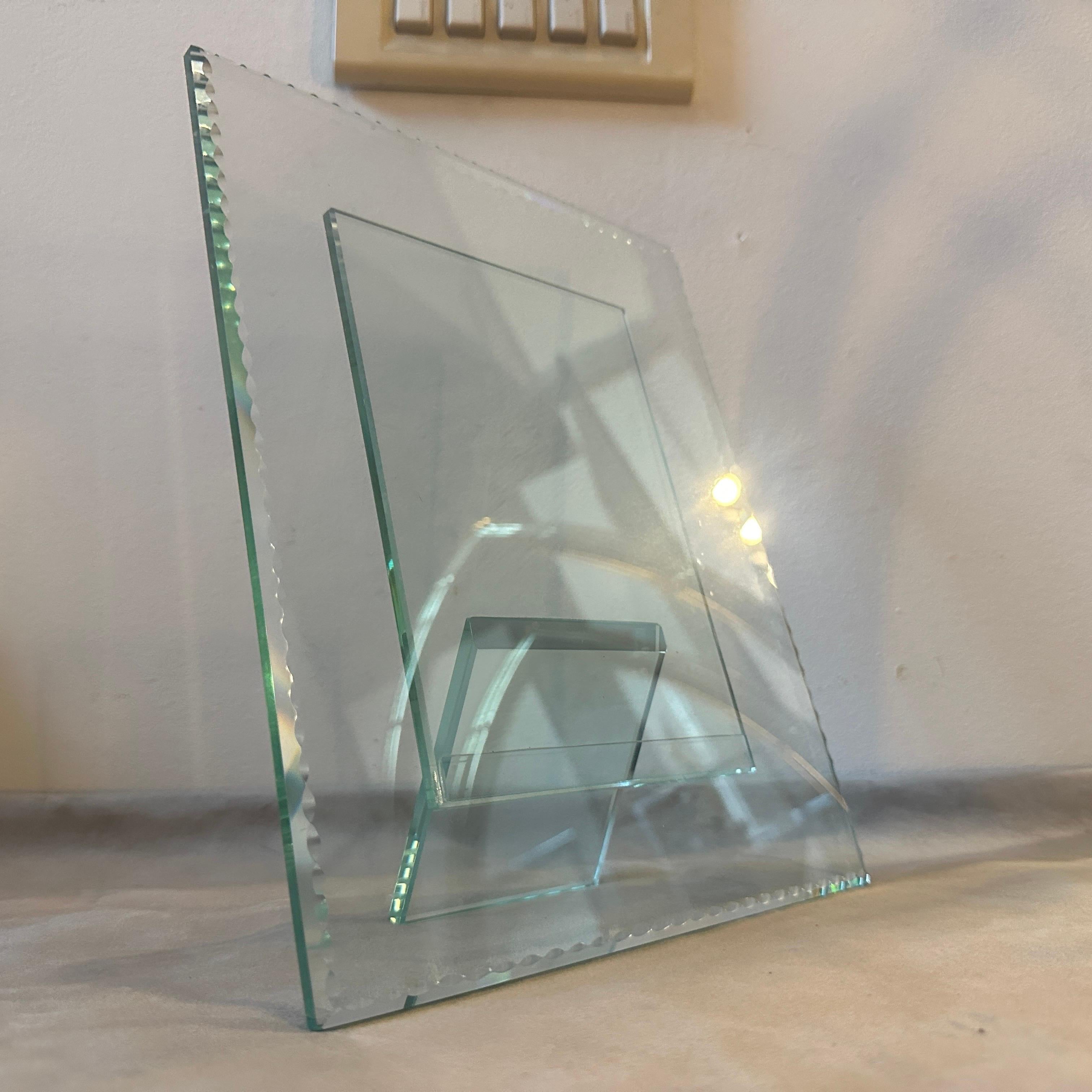 Cadre photo italien en verre datant des années 1950 attribué à Fontana Arte et datant du milieu du siècle dernier en vente 1