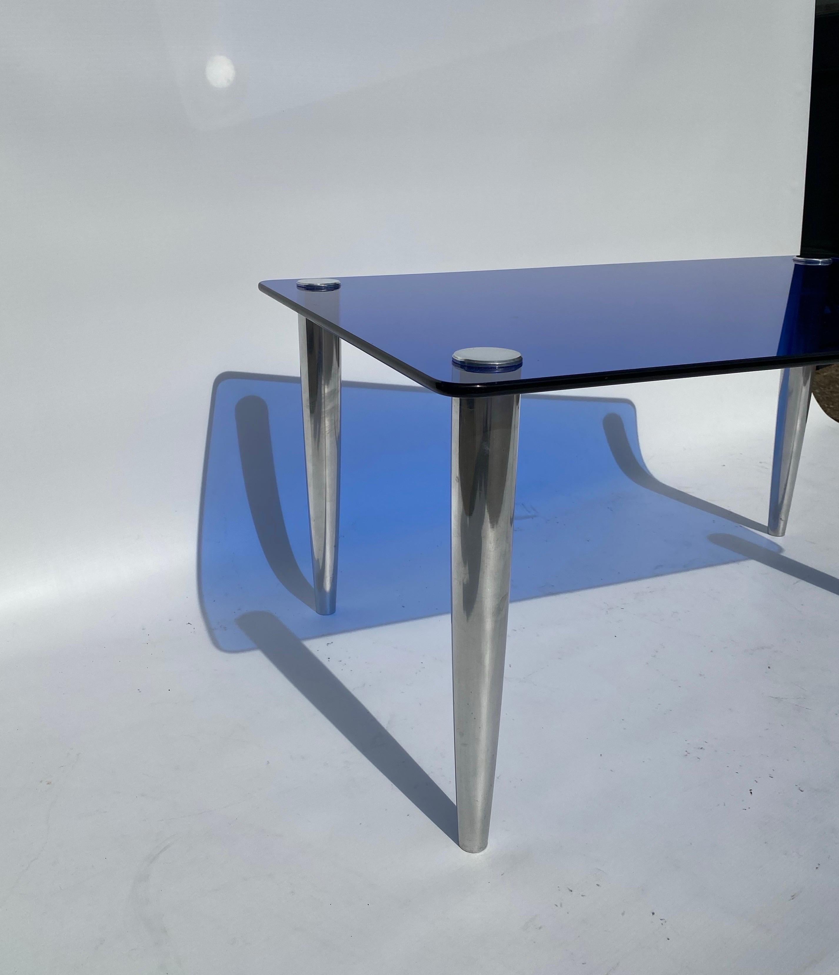 1950s Fontana Arte Blau Glas Rechteckig Couchtisch Stahl Chrom Sofa Italienisch im Angebot 1