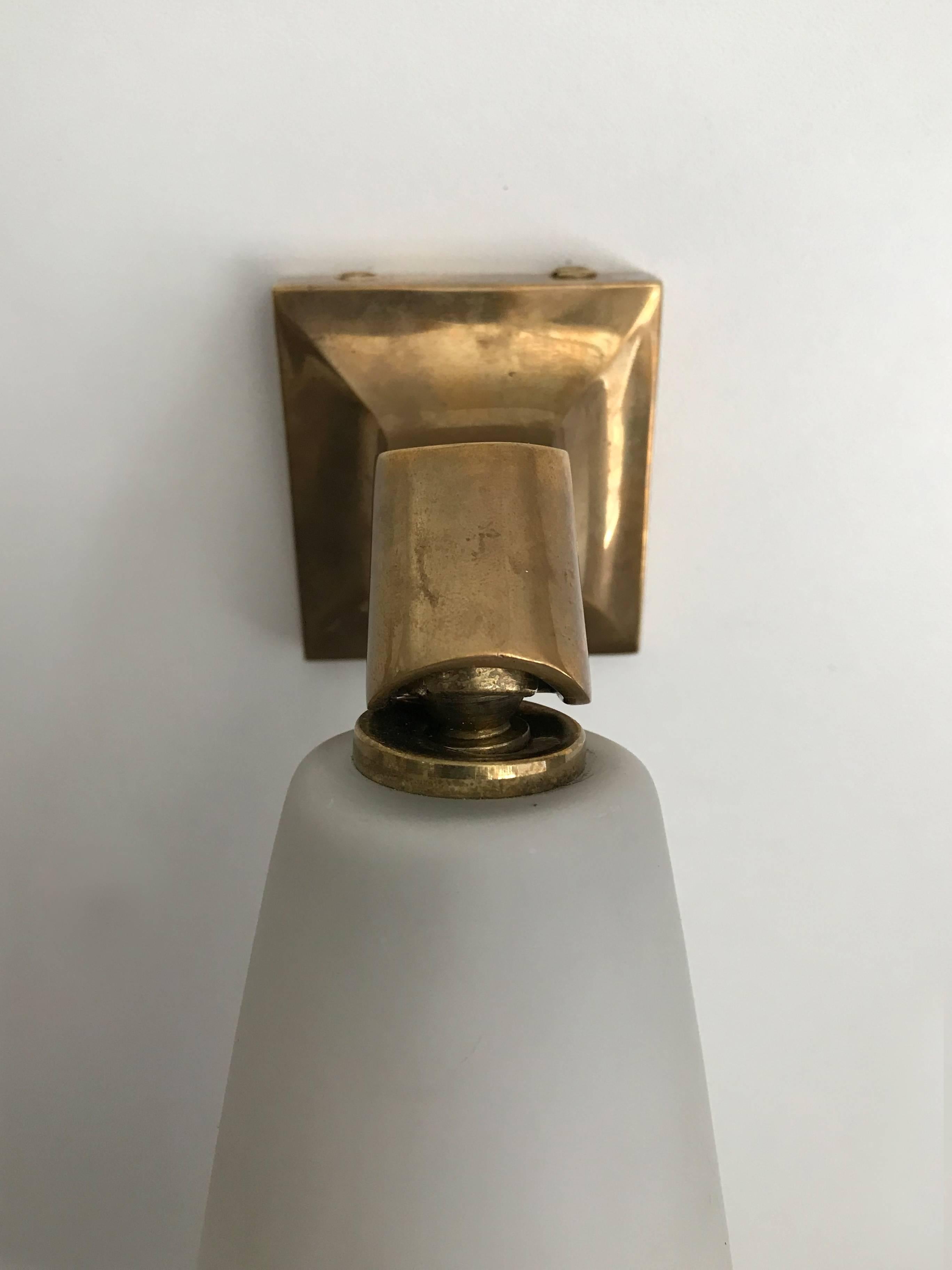 1950s Fontana Arte Italian Glass and Brass Sconces or Wall Lamps Model 2101 8