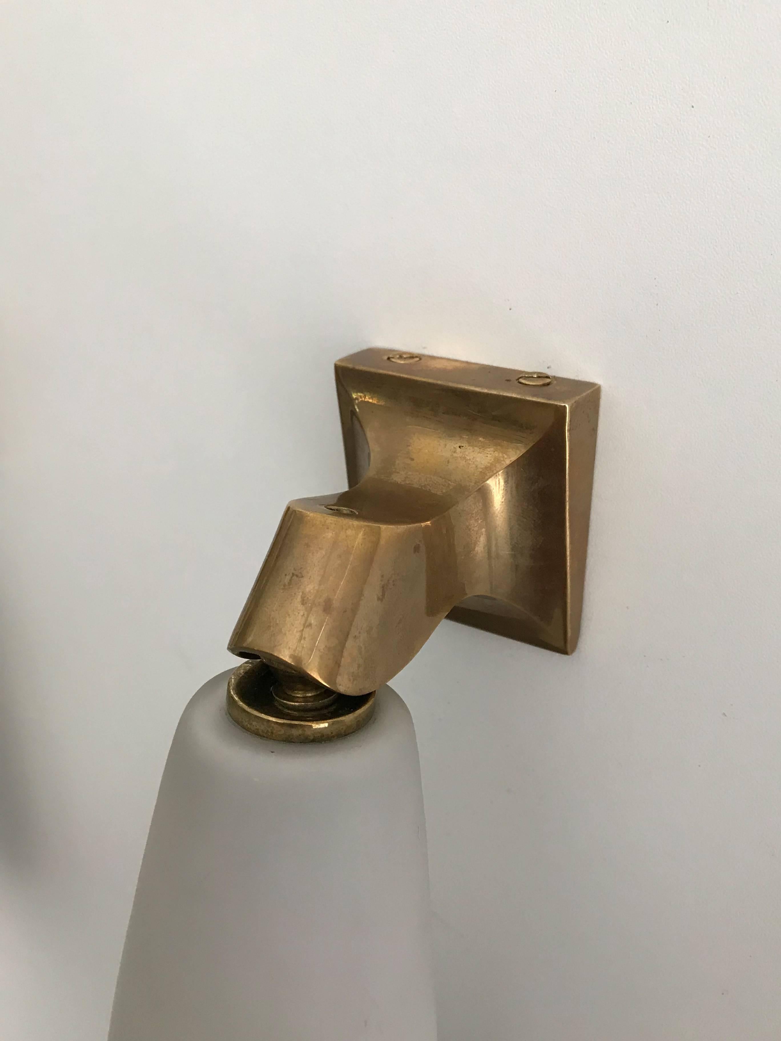 1950s Fontana Arte Italian Glass and Brass Sconces or Wall Lamps Model 2101 4
