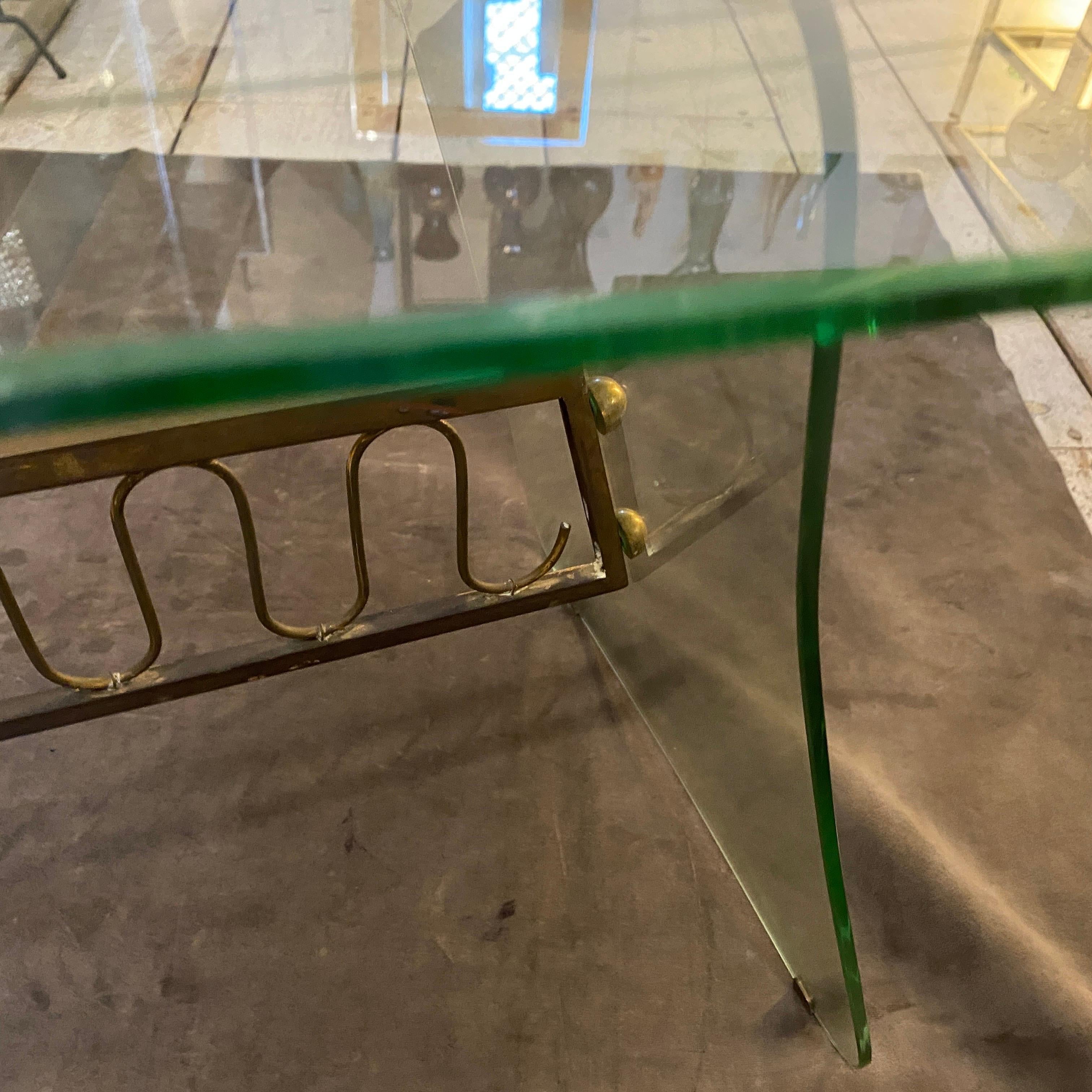 Table basse italienne en verre et laiton, style Fontana Arte, années 1950, Mid-Century Modern en vente 9