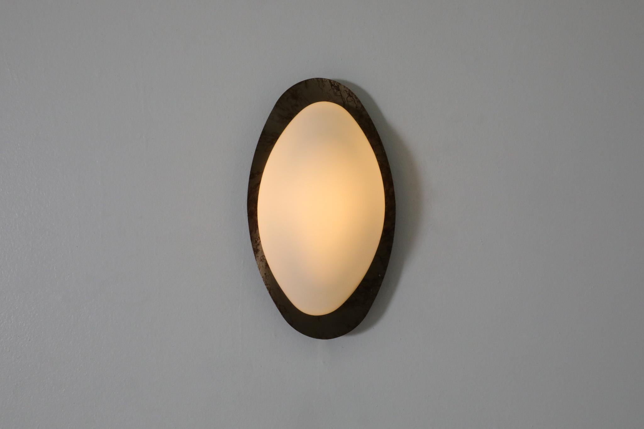 1950s Fontana Arte Style Oval Milk Glass Wall Light For Sale 4