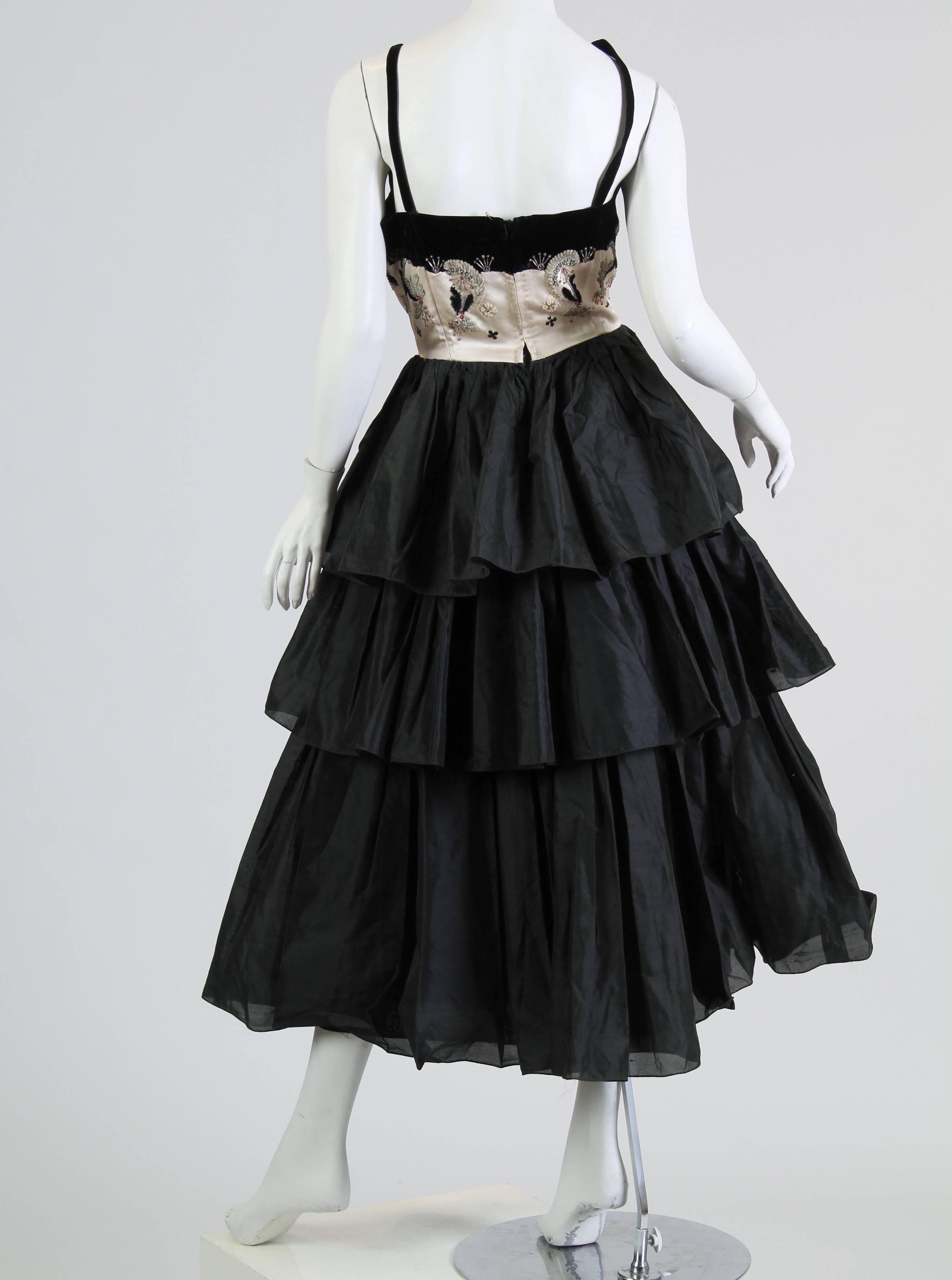 1950S FONTANA COUTURE Black & White Silk Dupioni Tiered Skirt Gown With Velvet  For Sale 2
