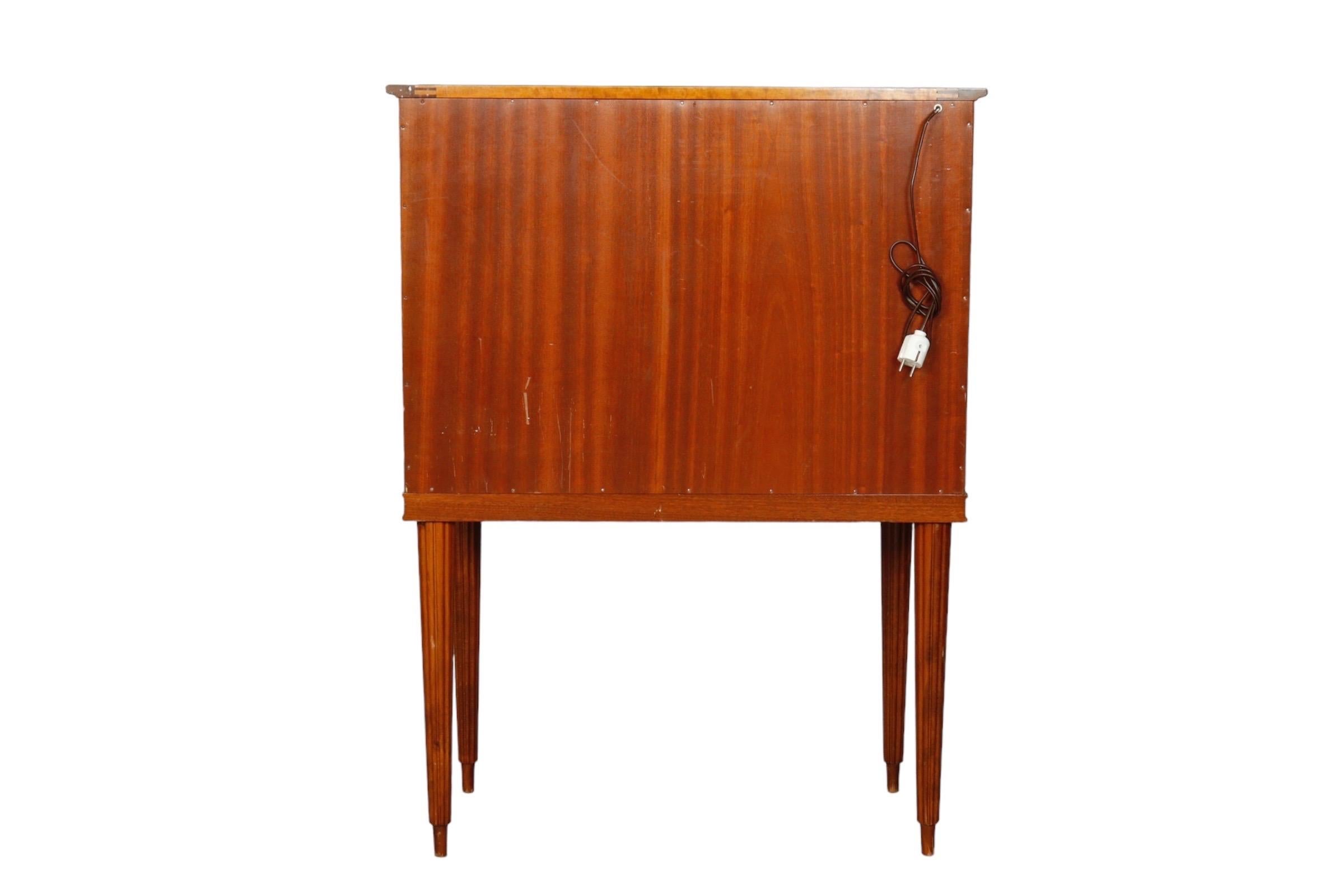 1950’s Förenades Möbler Mahogany Bar Cabinet In Good Condition For Sale In Hudson, NY