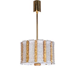 Lustre à Quatre Lumières en Laiton Doré et Verre Dépoli des Années 1950 par Kalmar