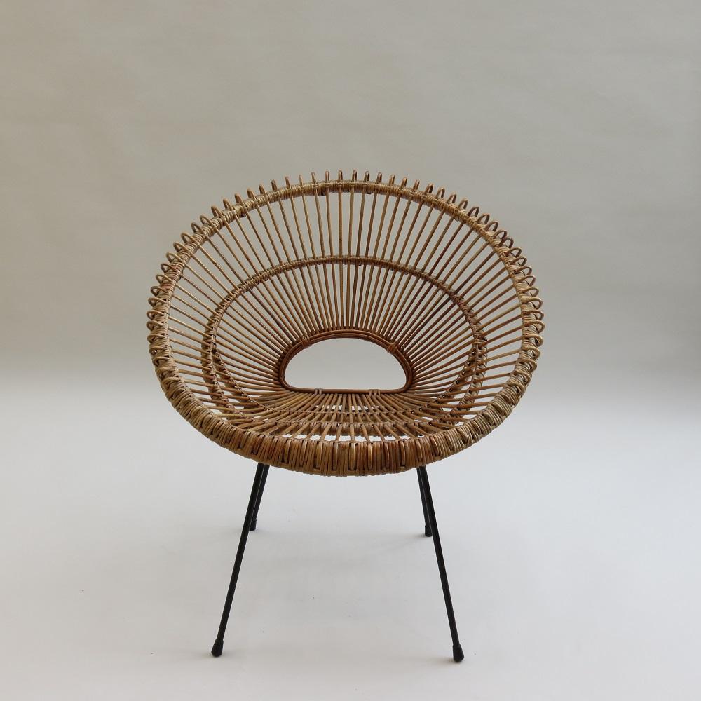 Wonderfully stylish good quality mid century chair, Franco Albini Style steel rod frame with rattan tub seat. Dates from the 1950s. 
2 Available, priced individually. 
In good vintage condition, the rattan is all intact and minimal signs of