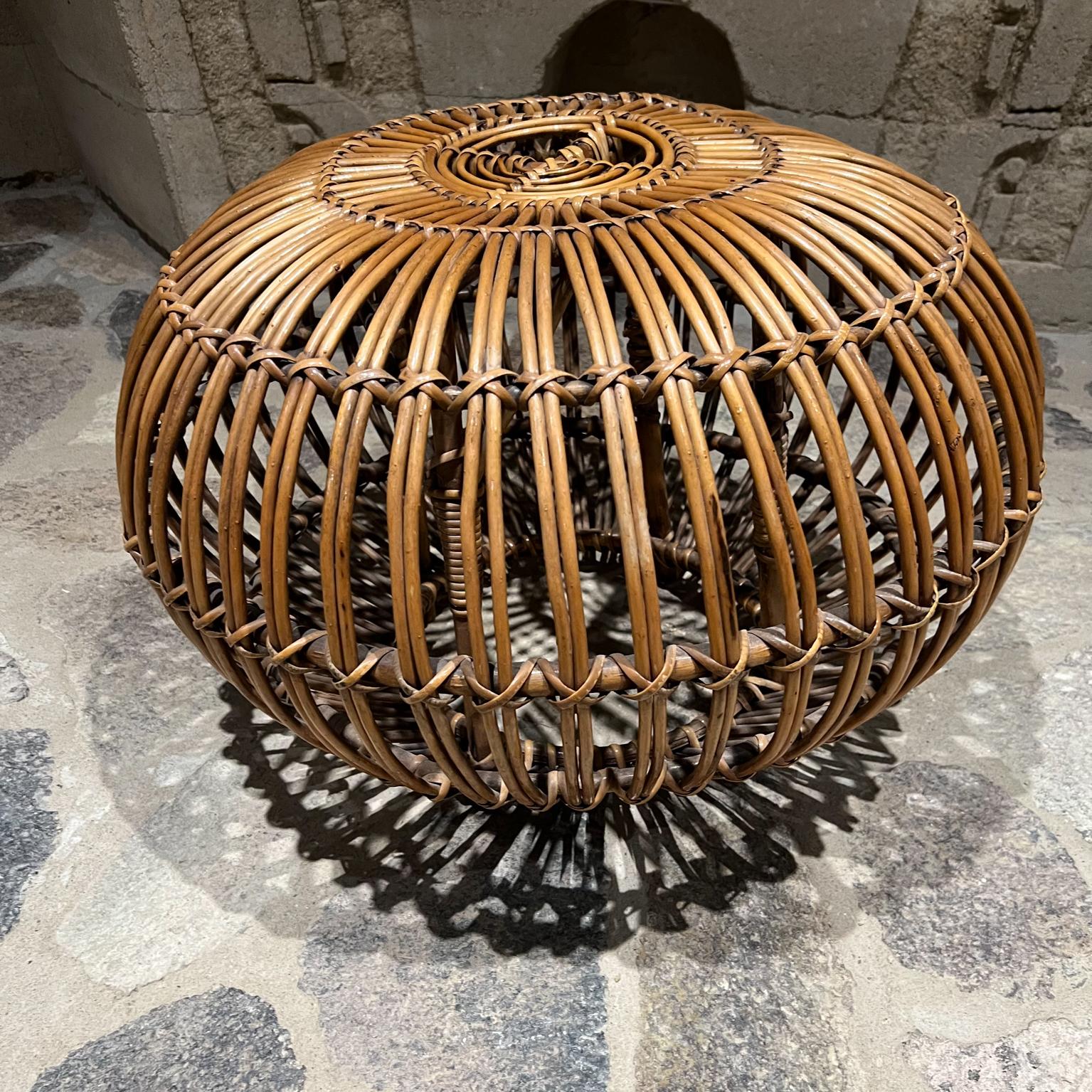 1950er Franco Albini Vintage Polsterhocker aus Rattan mit Ottomane Fußstütze aus Italien im Angebot 3