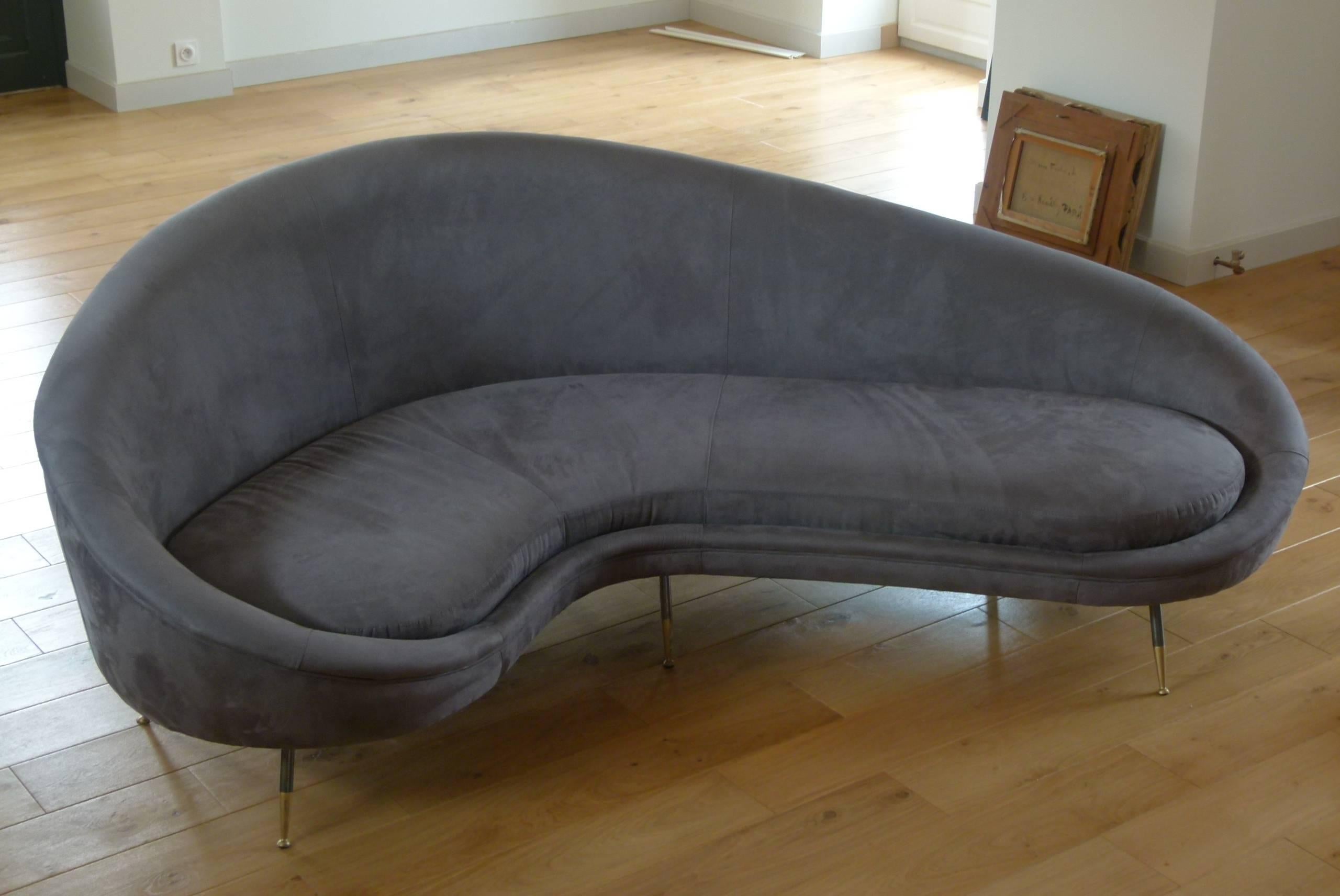 Mid-20th Century 1950s Free Shape Italian Sofa For Sale