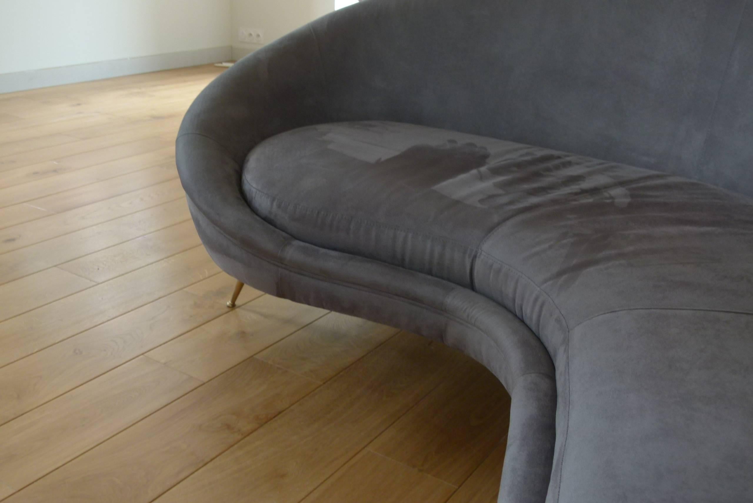 1950er Jahre Freie Form Italienisches Sofa (Stoff) im Angebot