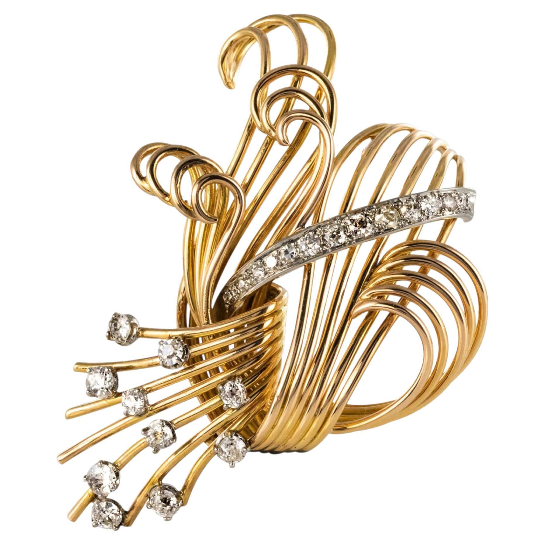 1950s French 1.25 Carat Diamonds Platinum 18 Karat Yellow Gold Retro Brooch