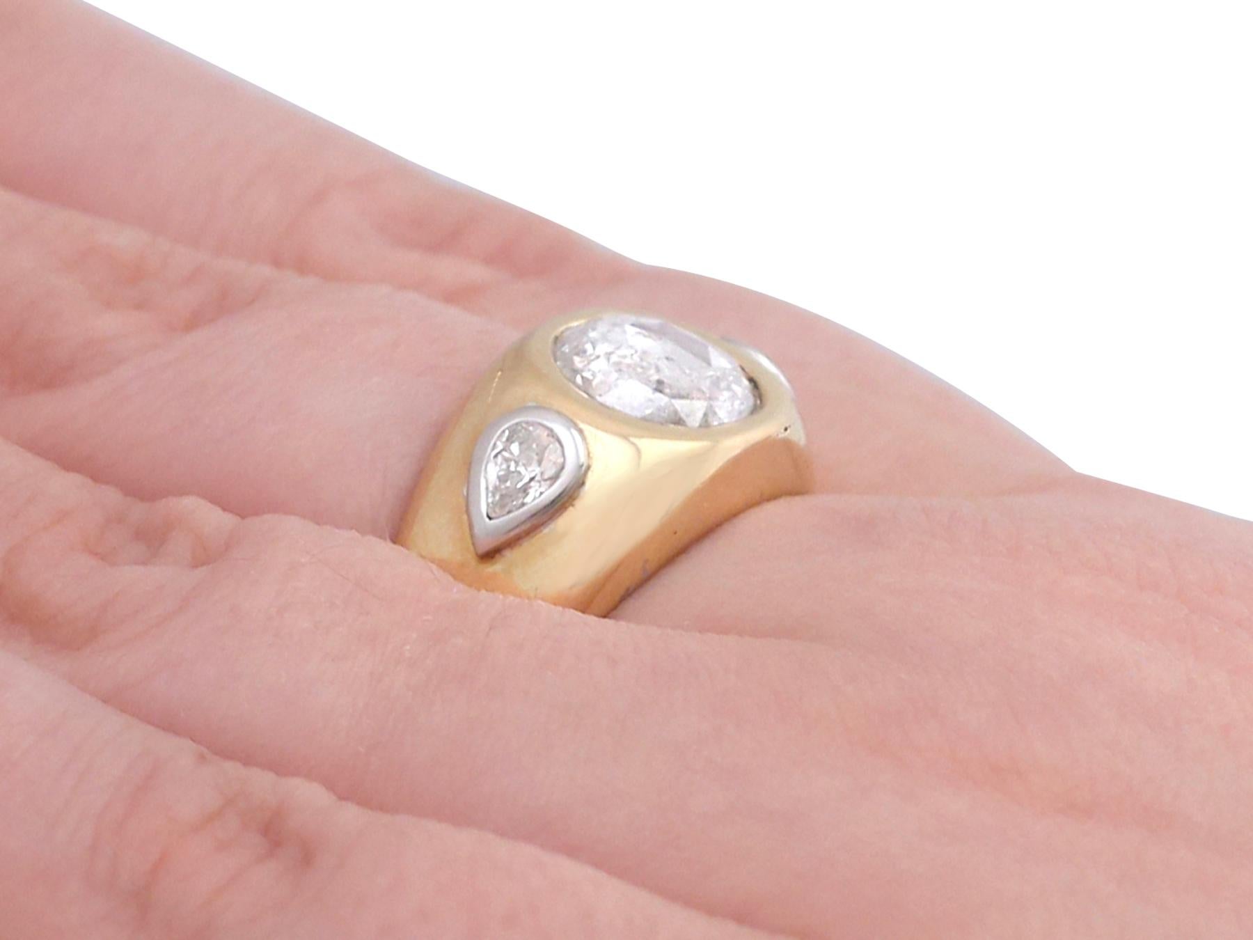 1950er Jahre Französischer 1,45 Karat Diamant und Gelbgold Kleid-Ring im Angebot 2
