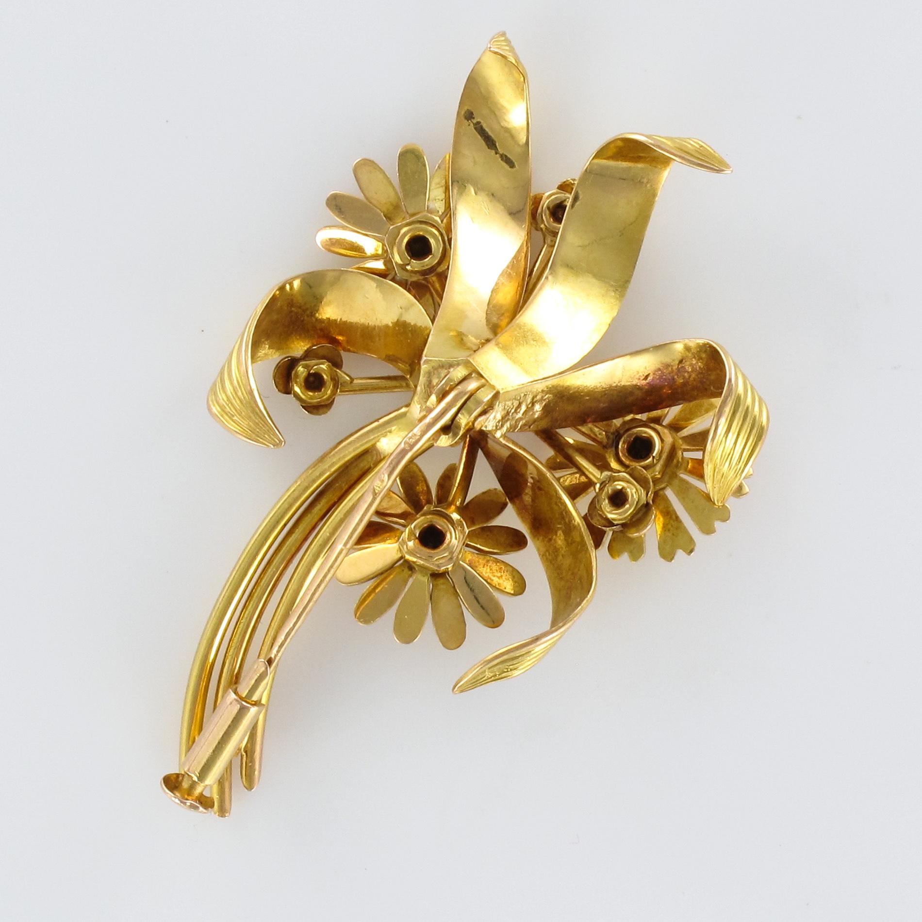 1950s French 18 Karat Yellow Gold Floral Brooch 10