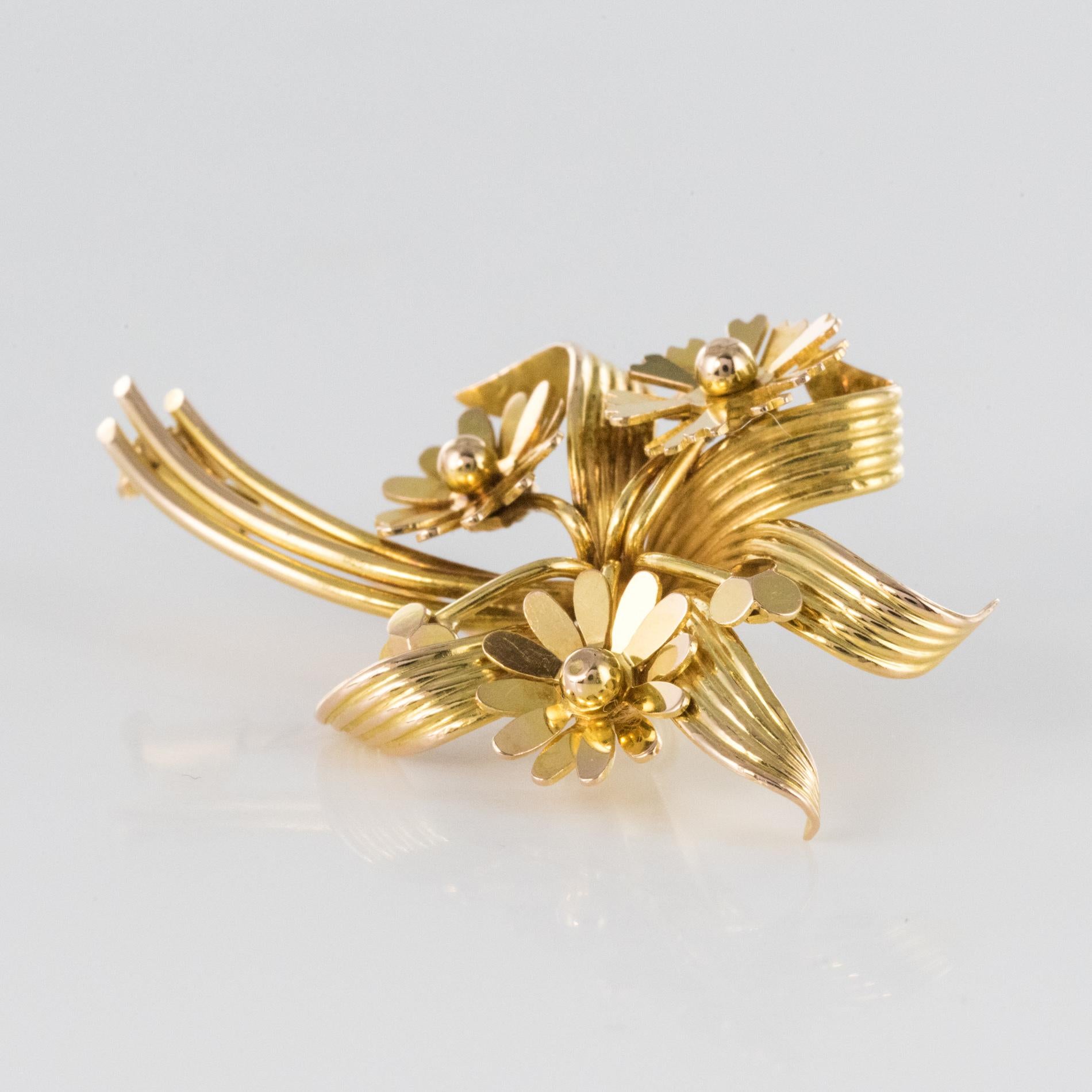 1950s French 18 Karat Yellow Gold Floral Brooch 4