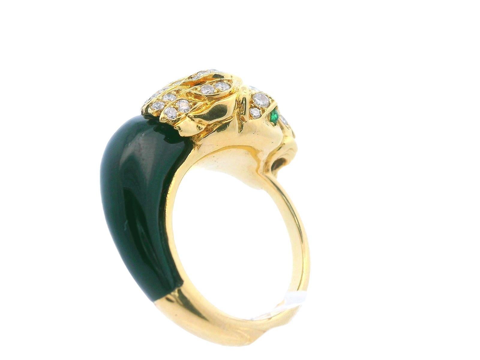 1950s French 18K Yellow Gold Diamond & Black Jade Panther Ring For Sale 3