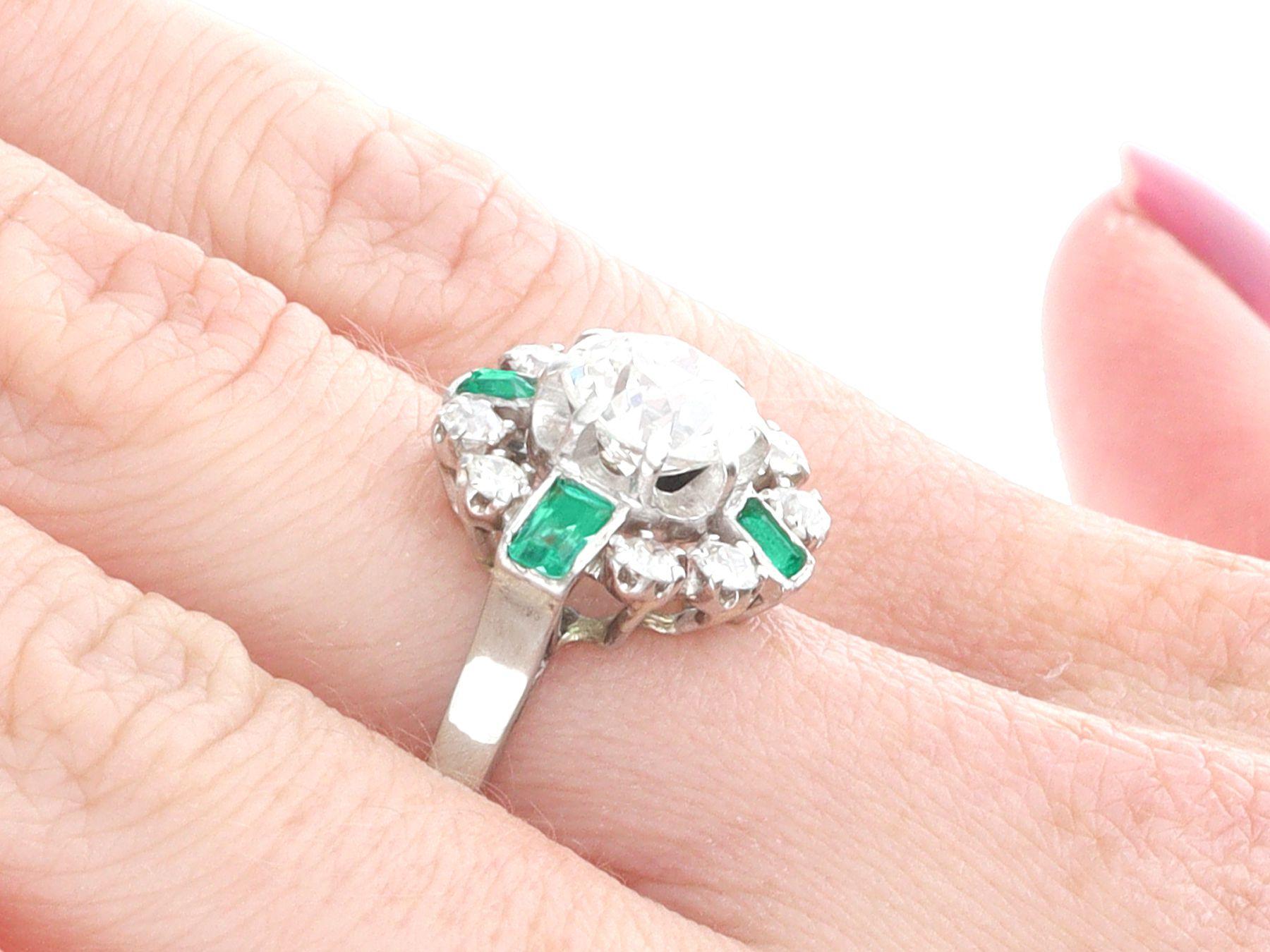 1950s French 2.06 Carat Diamond and Emerald White Gold Cocktail Ring For Sale 2
