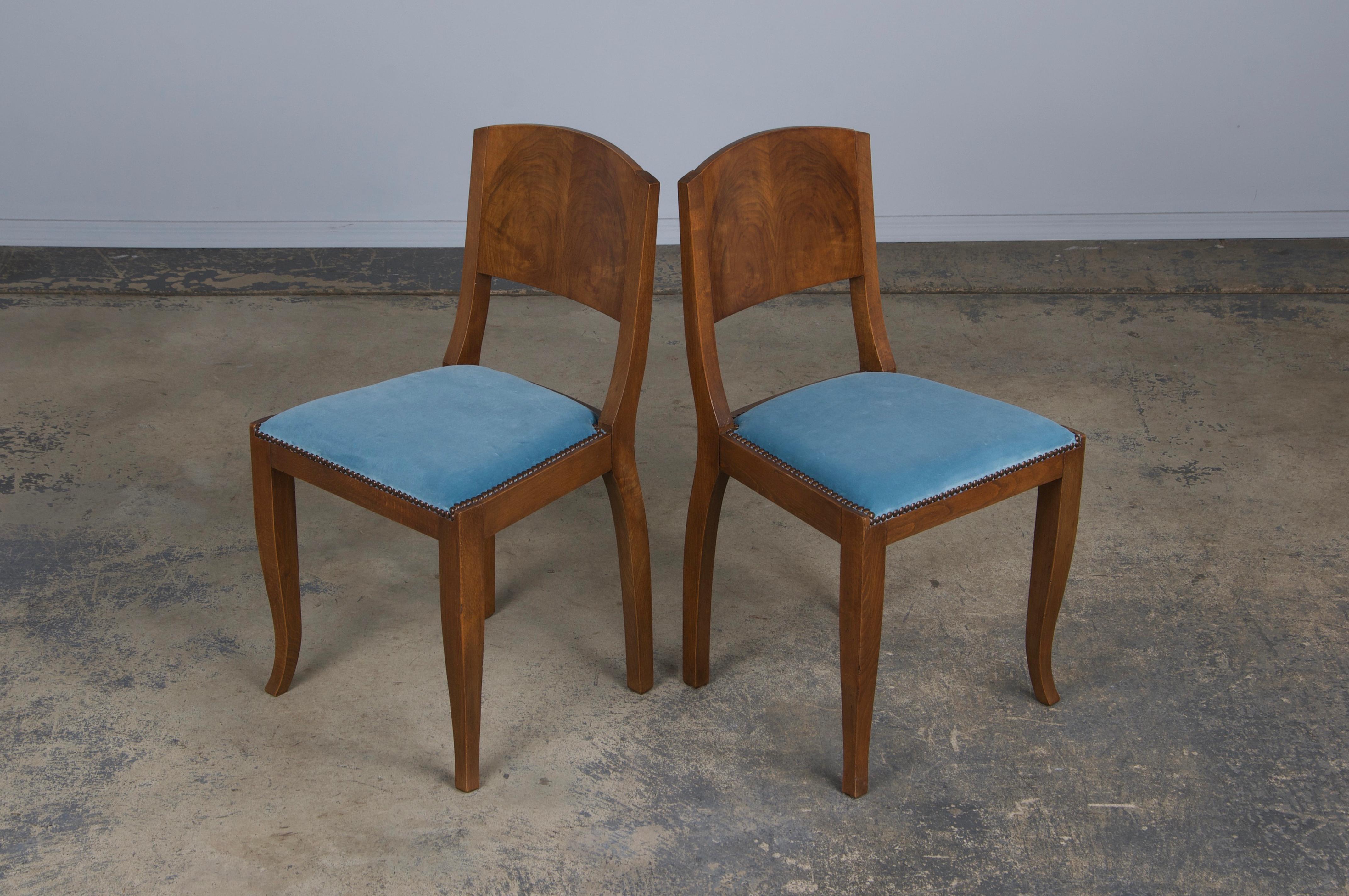 1950s French Art Deco Maple Dining Chairs W/ Blue Velvet - Set of 6 For Sale 7
