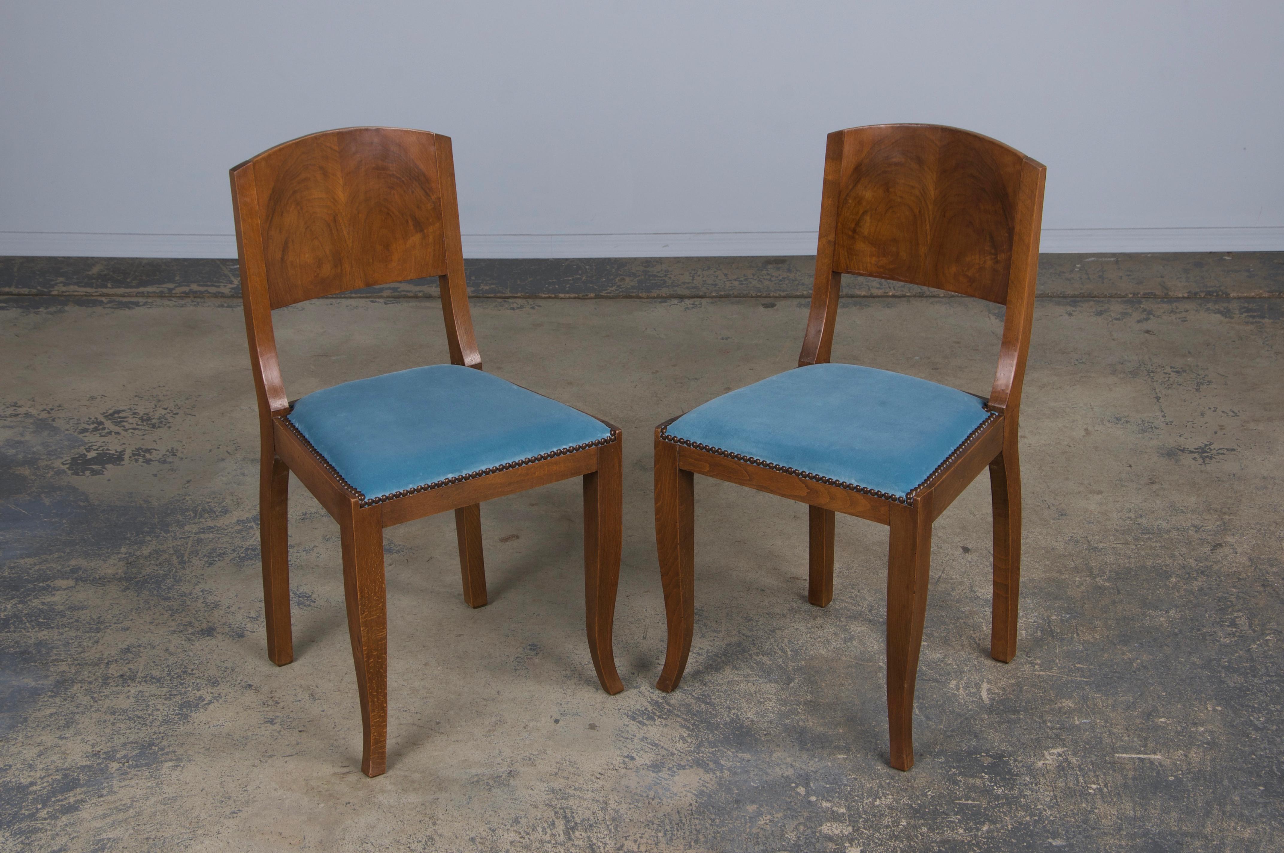 1950s French Art Deco Maple Dining Chairs W/ Blue Velvet - Set of 6 For Sale 1