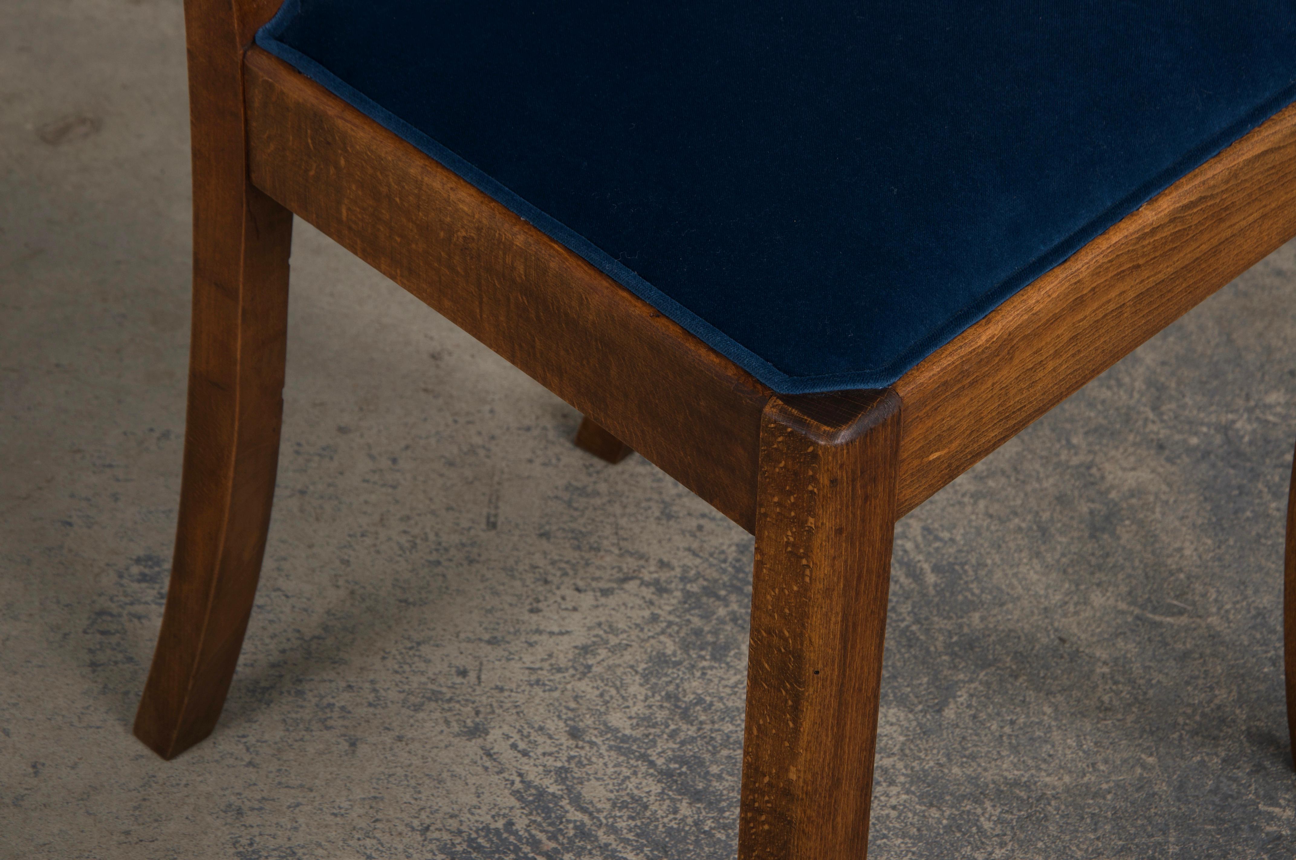 1950s French Art Deco Maple Dining Chairs W/ Dark Blue Velvet - Set of 6 4