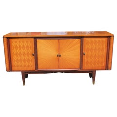 1950's French Art Deco/ Modern "Sun Ray" Detailliertes Buffet/ Credenza/ Sideboard