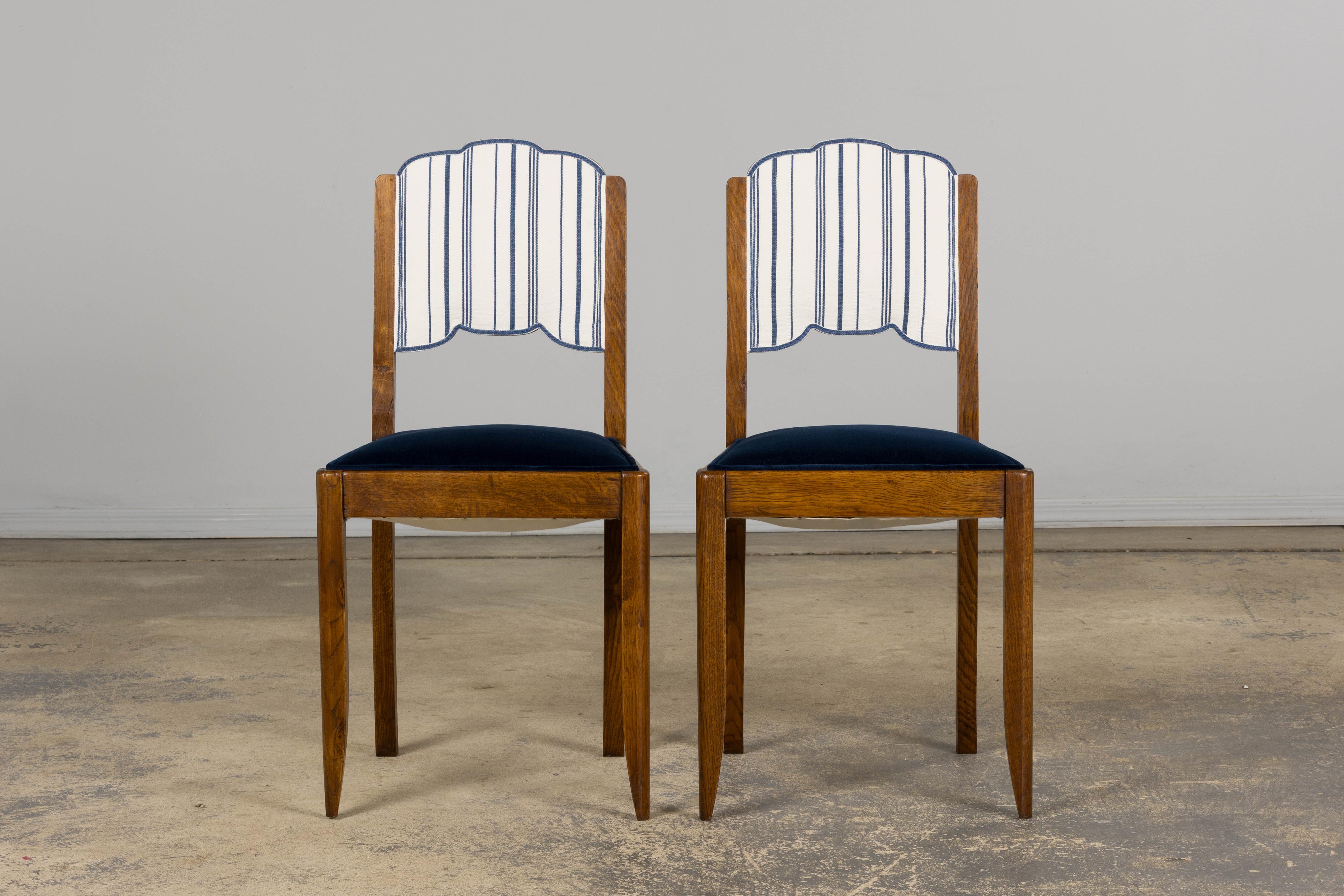 20th Century 1950s French Art Deco Scalloped Back Oak Dining Chairs in Blue- Set of 6 For Sale