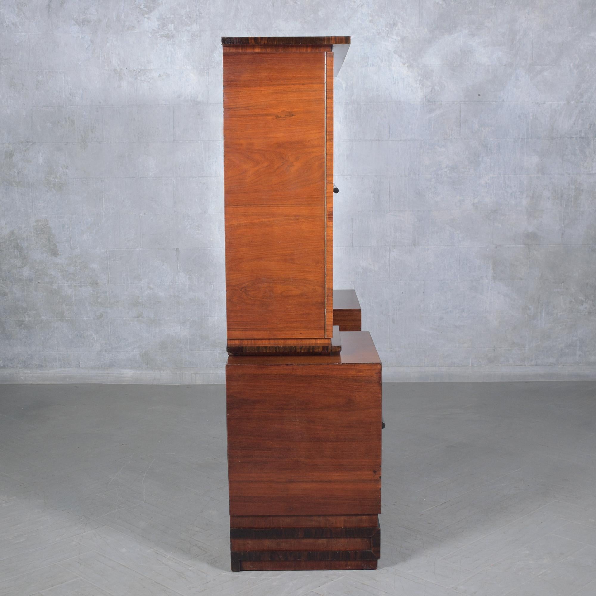 Credenza Art Deco francese restaurata degli anni '50 di Fritz Gross con intarsio in vendita 6