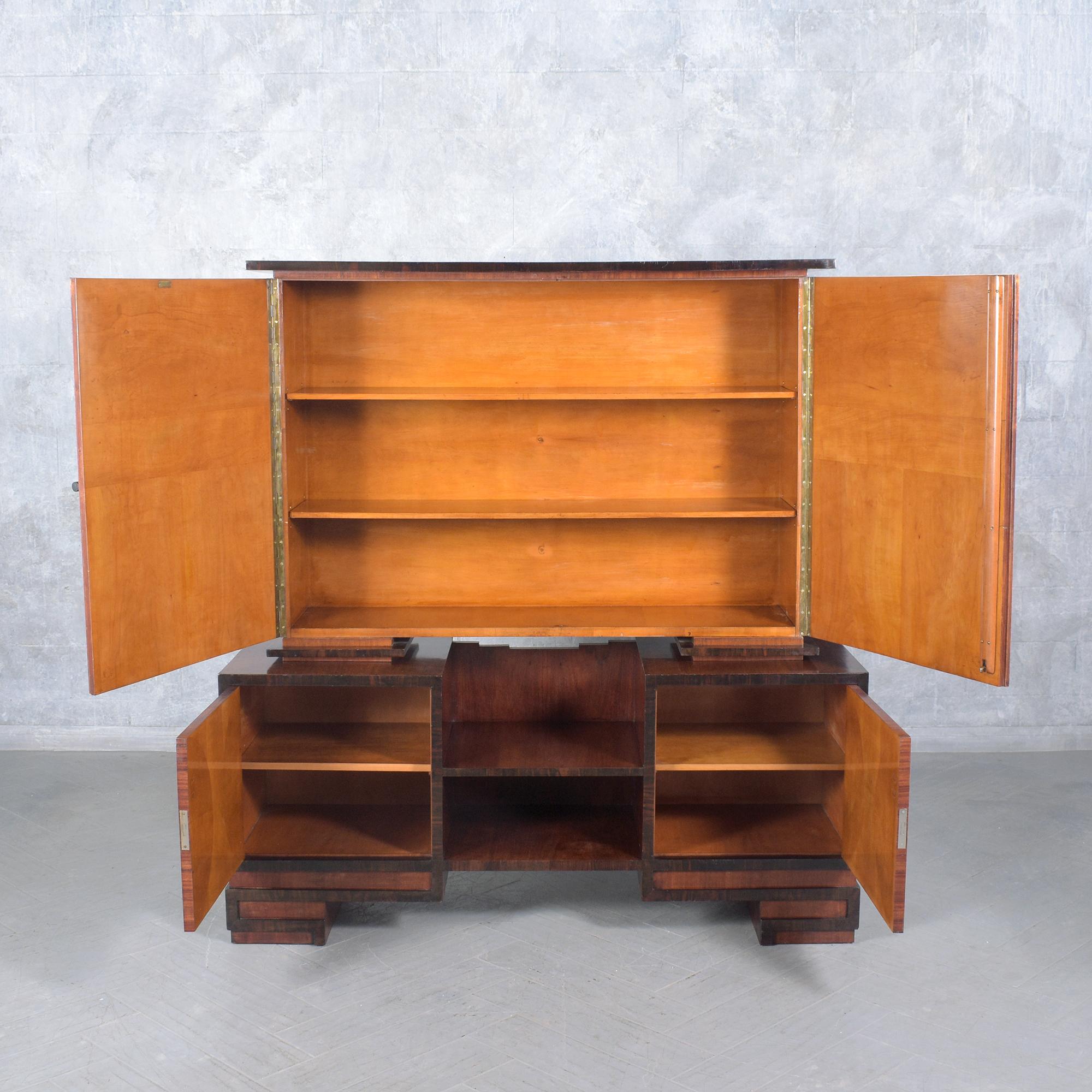 1950s French Art Deco Mahogany Sideboard with Marquetry and Ebonized Handles For Sale 3