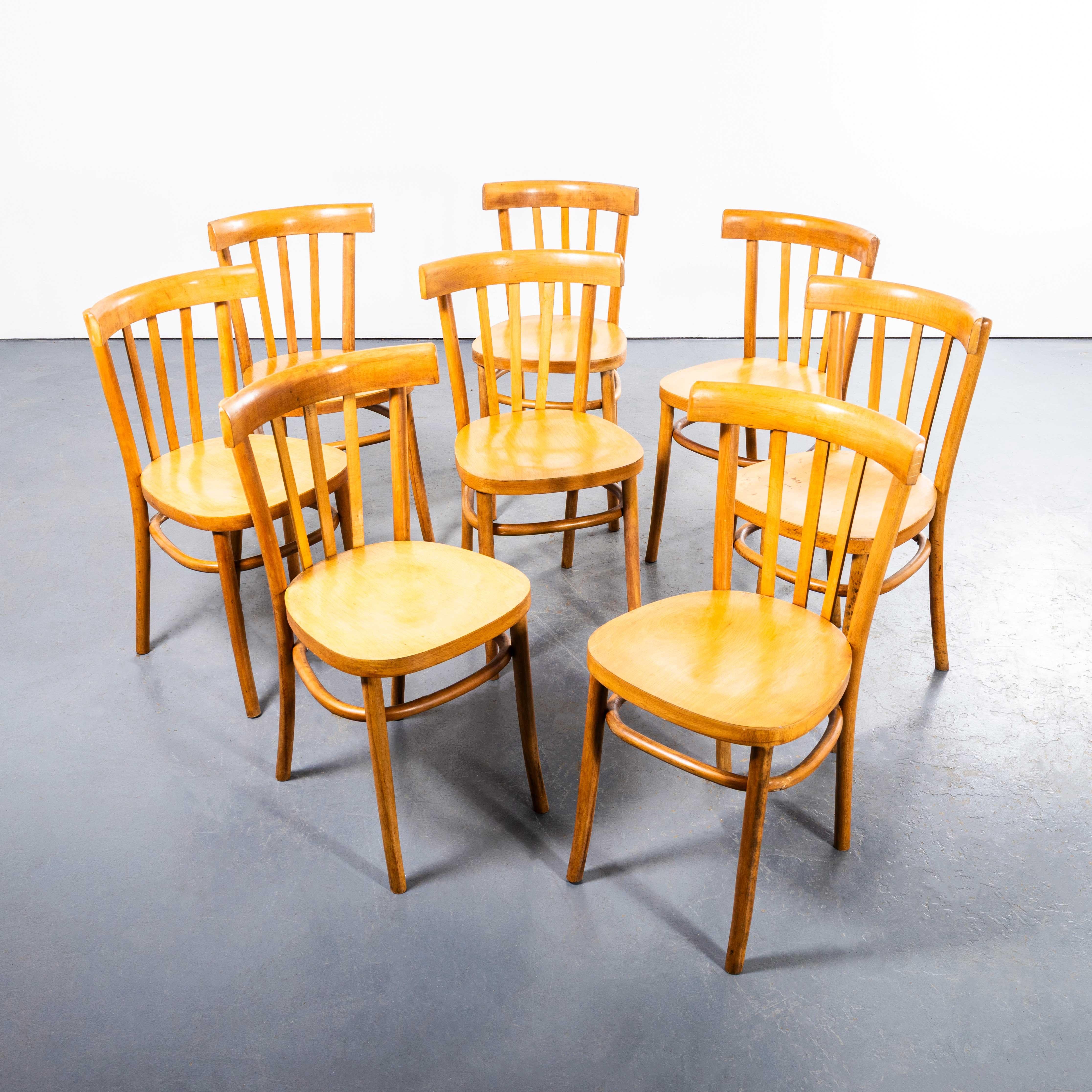 Silla de comedor francesa Baumann Honey Bistro de los años 50 - Juego de ocho en Bueno estado para la venta en Hook, Hampshire