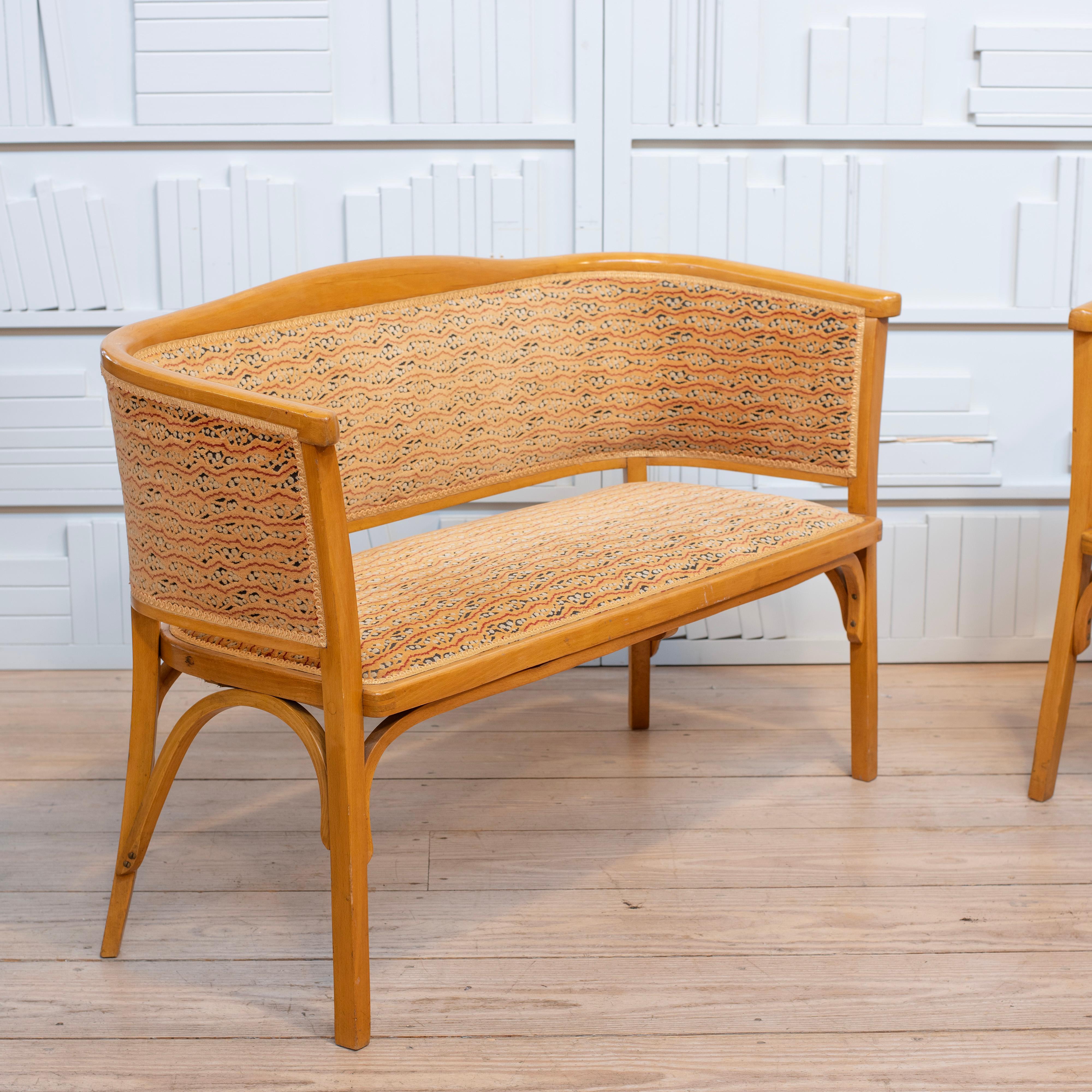 Canapé et chaises en bois courbé français des années 1950 par Baumann, Colombier Fontaine en vente 1