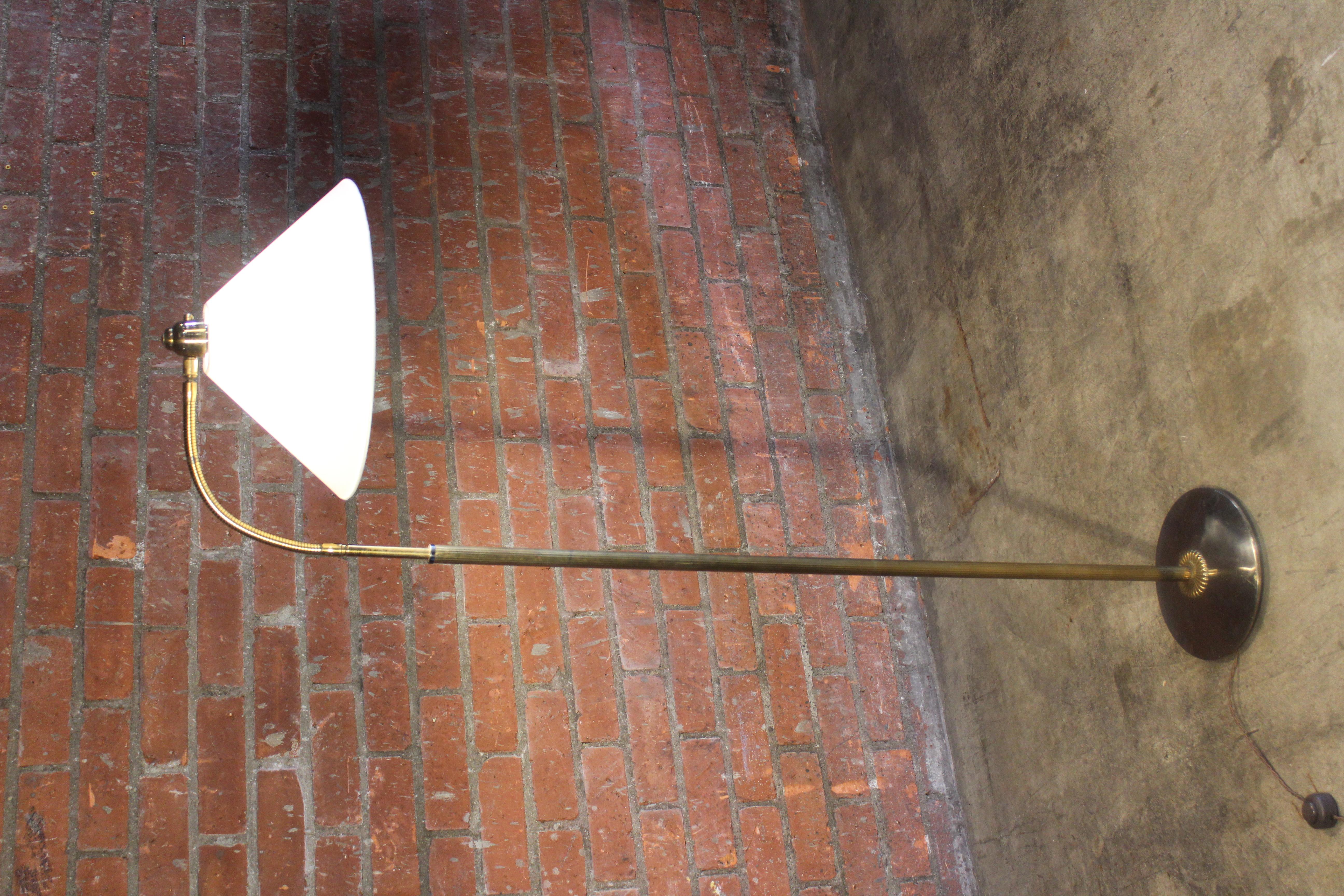 1950s French Brass Adjustable Floor Lamp In Good Condition In Los Angeles, CA